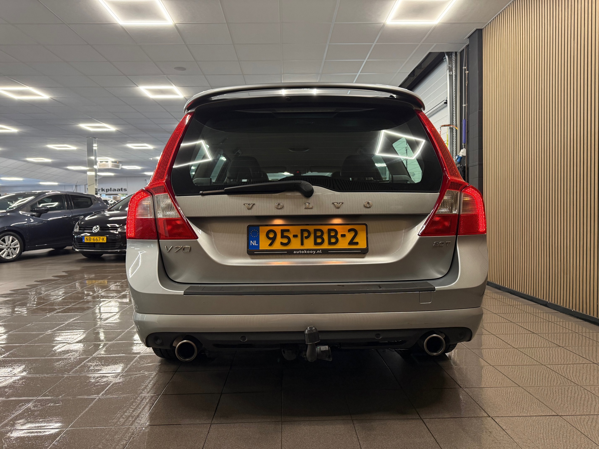https://www.autokooy.nl//xml/images/56257793-4.JPG