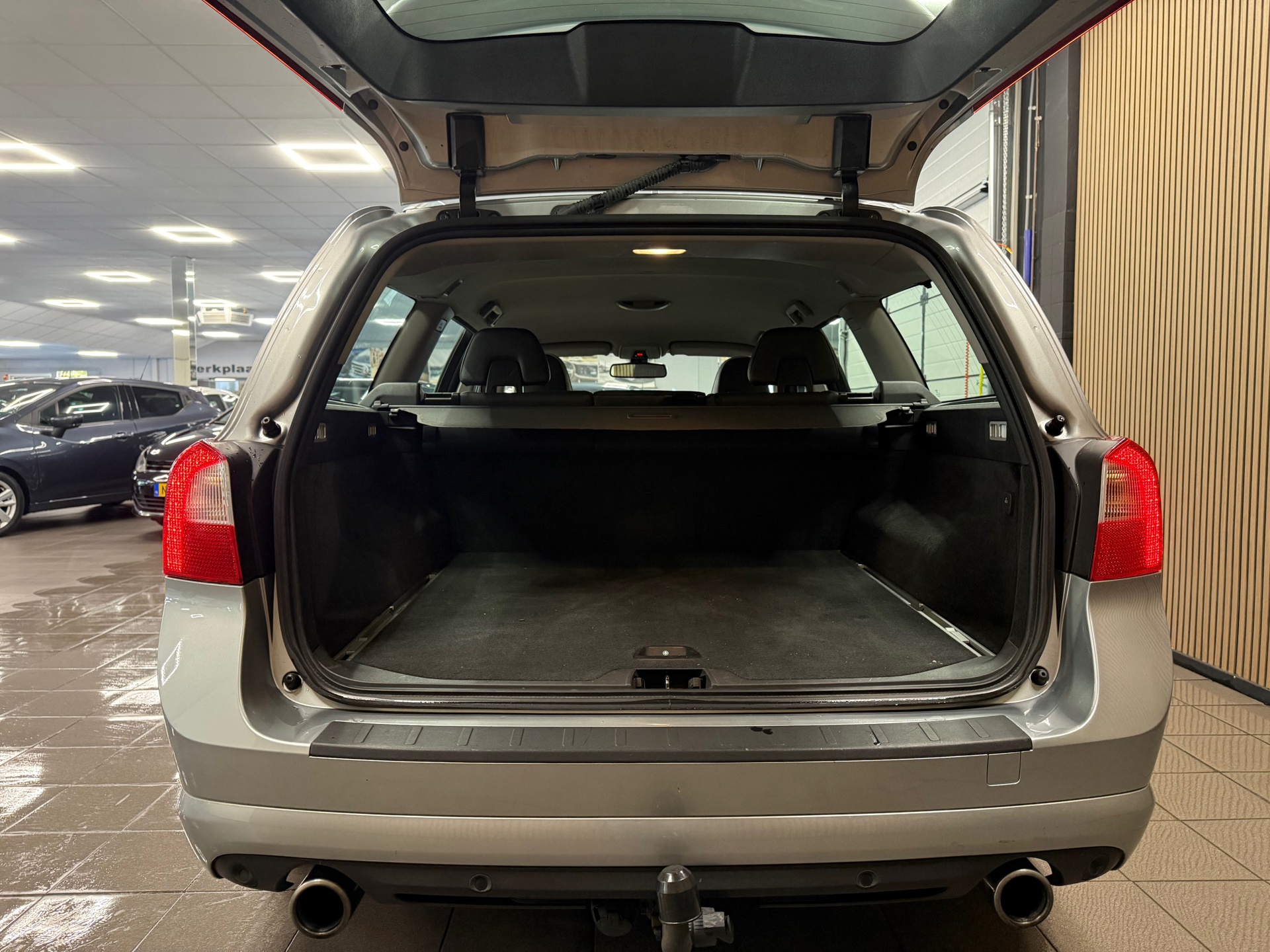 https://www.autokooy.nl//xml/images/56257793-5.JPG