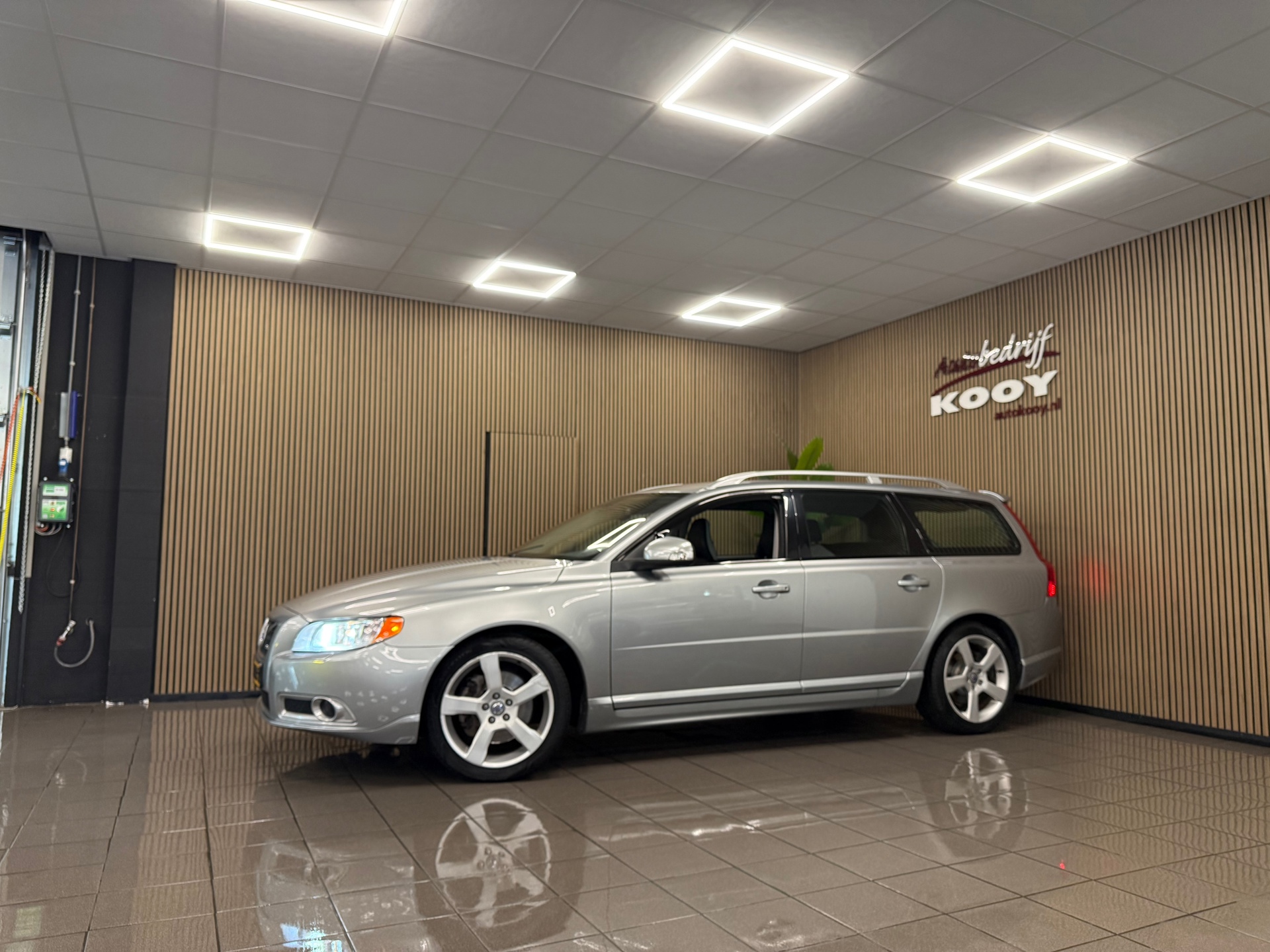https://www.autokooy.nl//xml/images/56257793-9.JPG