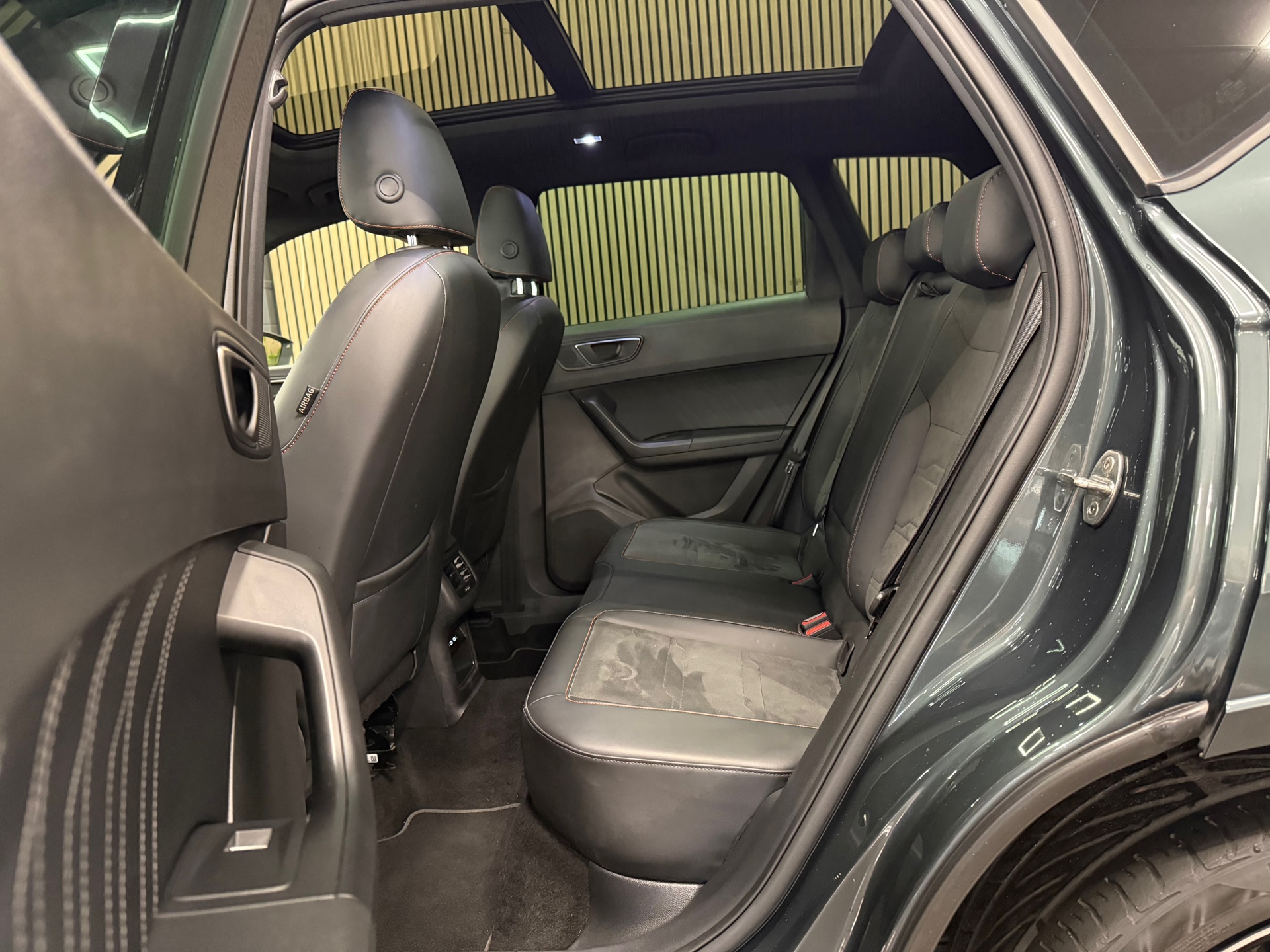 https://www.autokooy.nl//xml/images/56258318-21.JPG