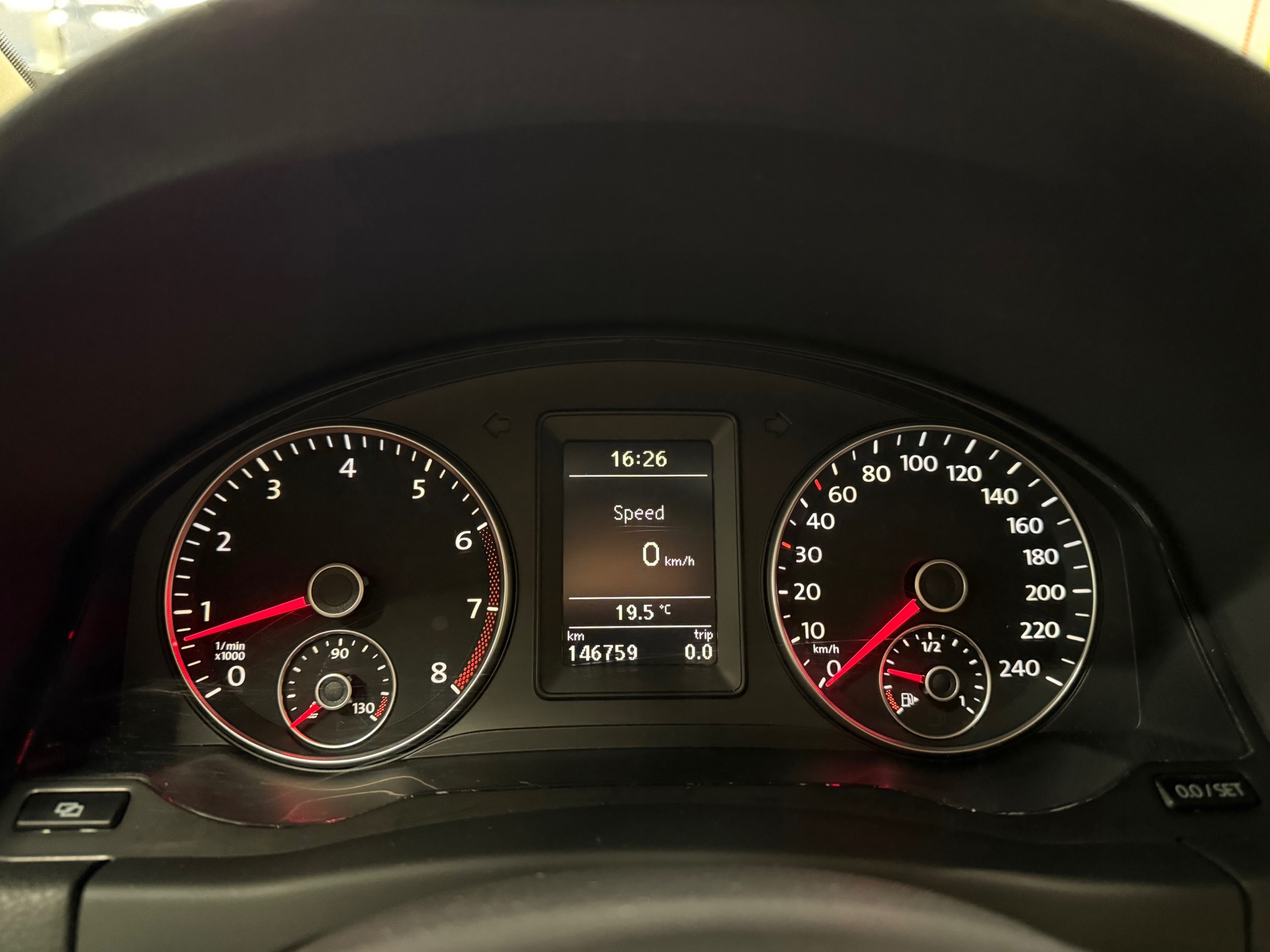 https://www.autokooy.nl//xml/images/56337812-15.JPG