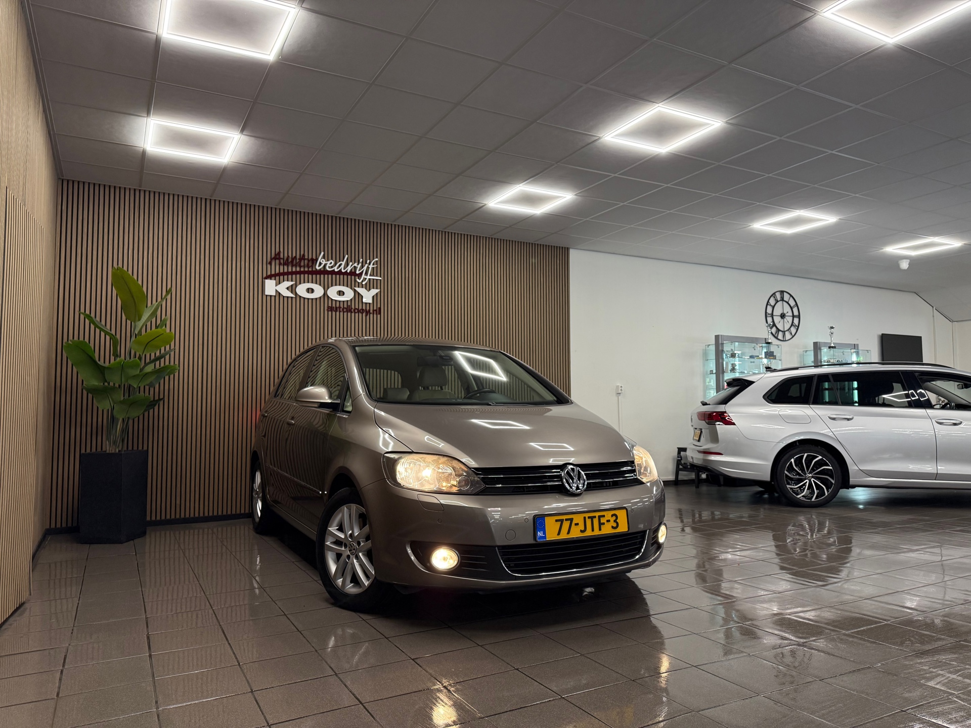 https://www.autokooy.nl//xml/images/56337812-7.JPG