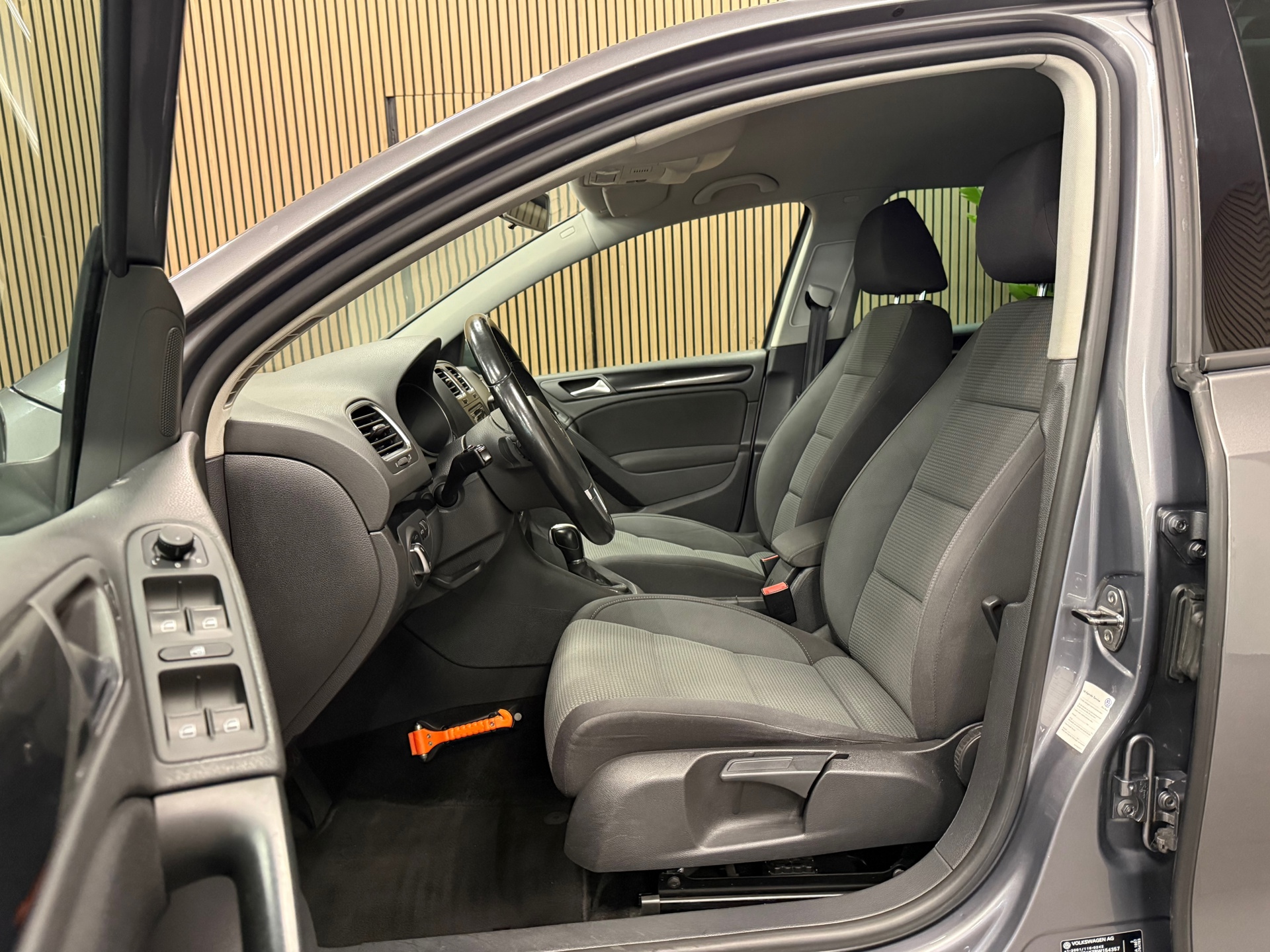 https://www.autokooy.nl//xml/images/56365326-11.JPG