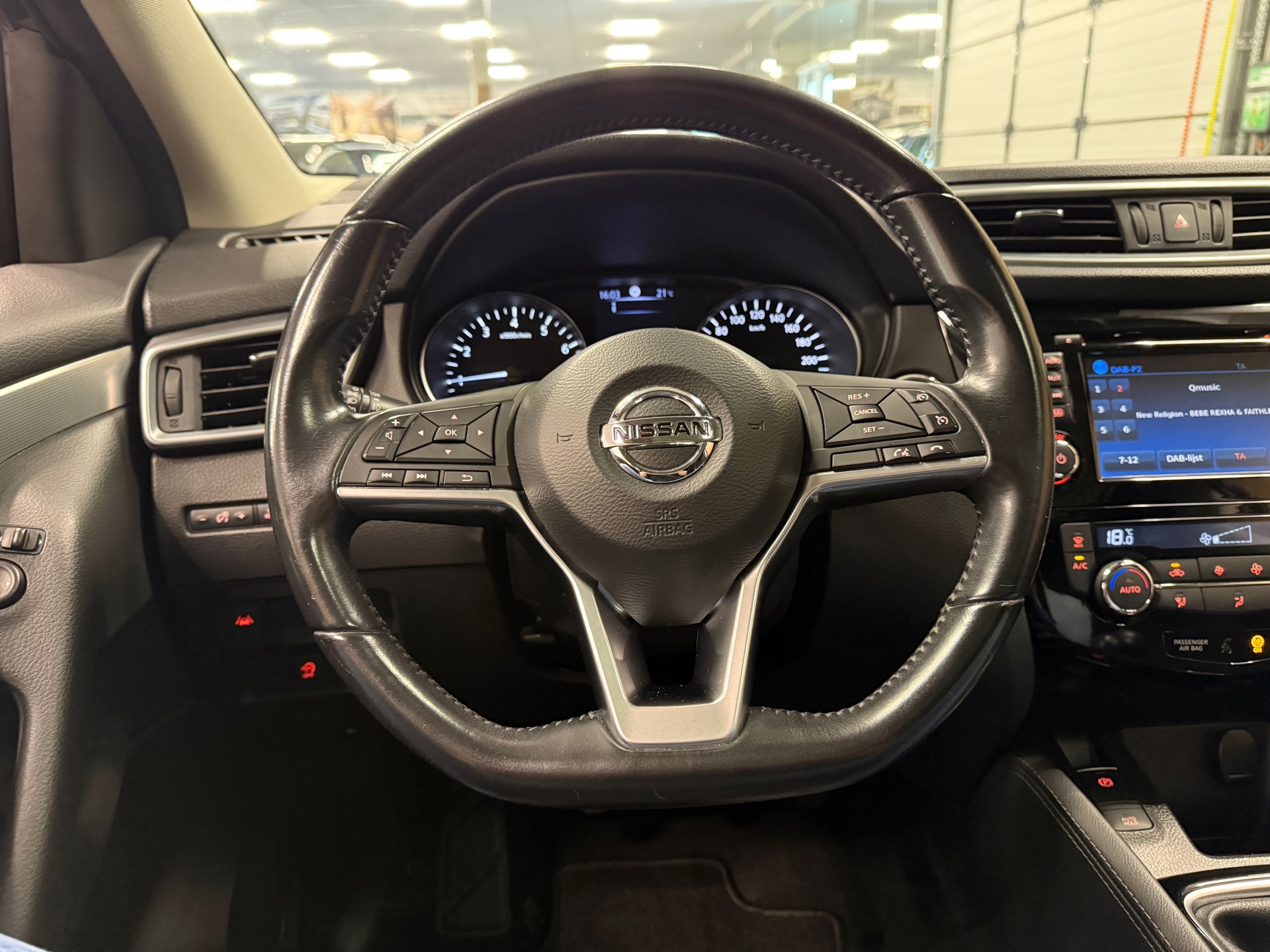 https://www.autokooy.nl//xml/images/56399440-13.JPG
