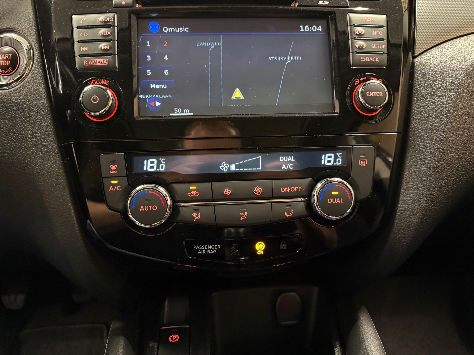https://www.autokooy.nl//xml/images/56399440-18.JPG