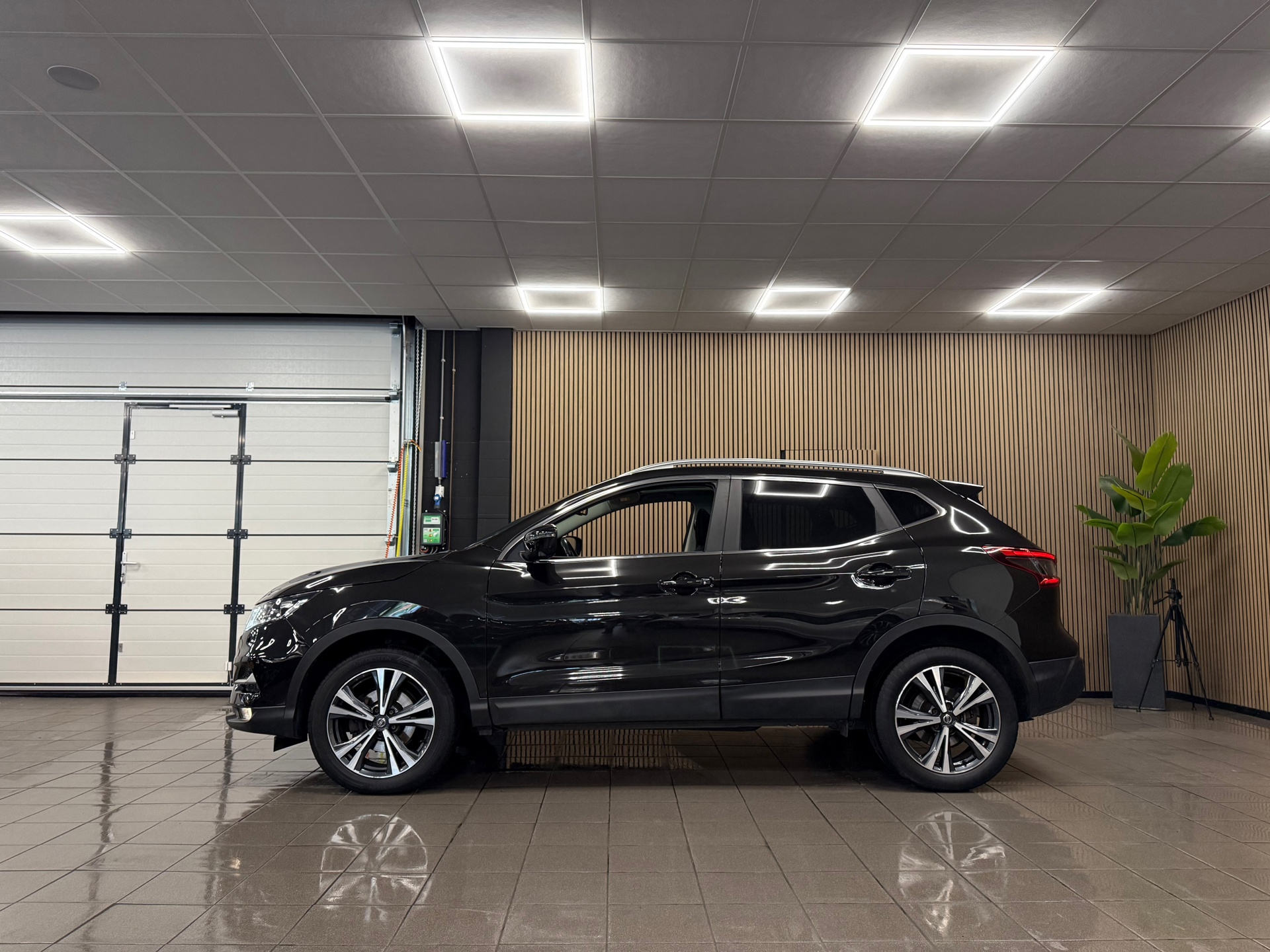 https://www.autokooy.nl//xml/images/56399440-2.JPG