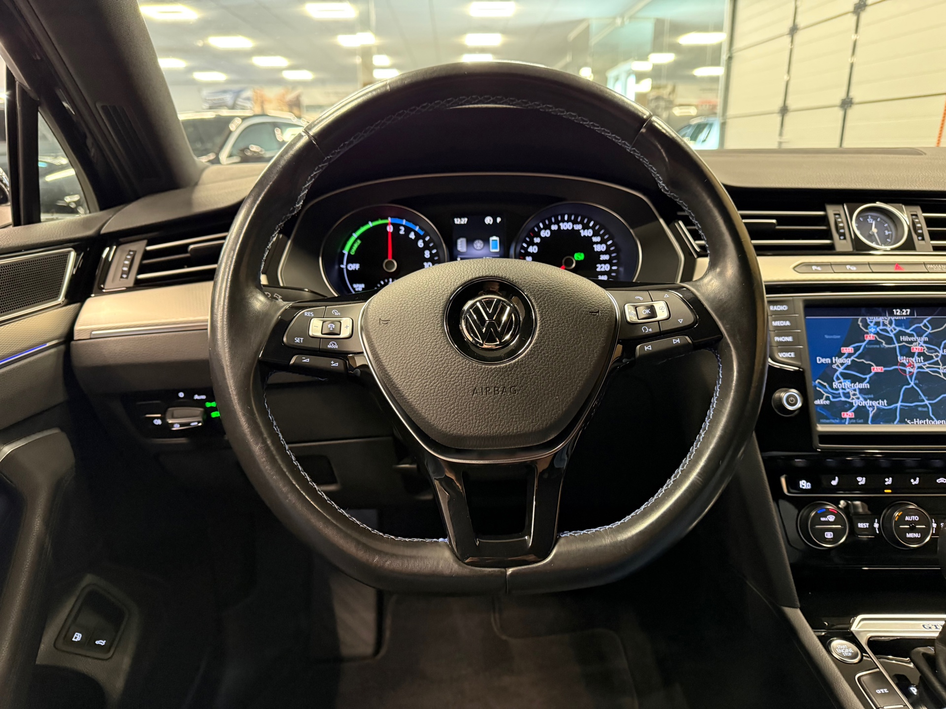 https://www.autokooy.nl//xml/images/56399618-14.JPG