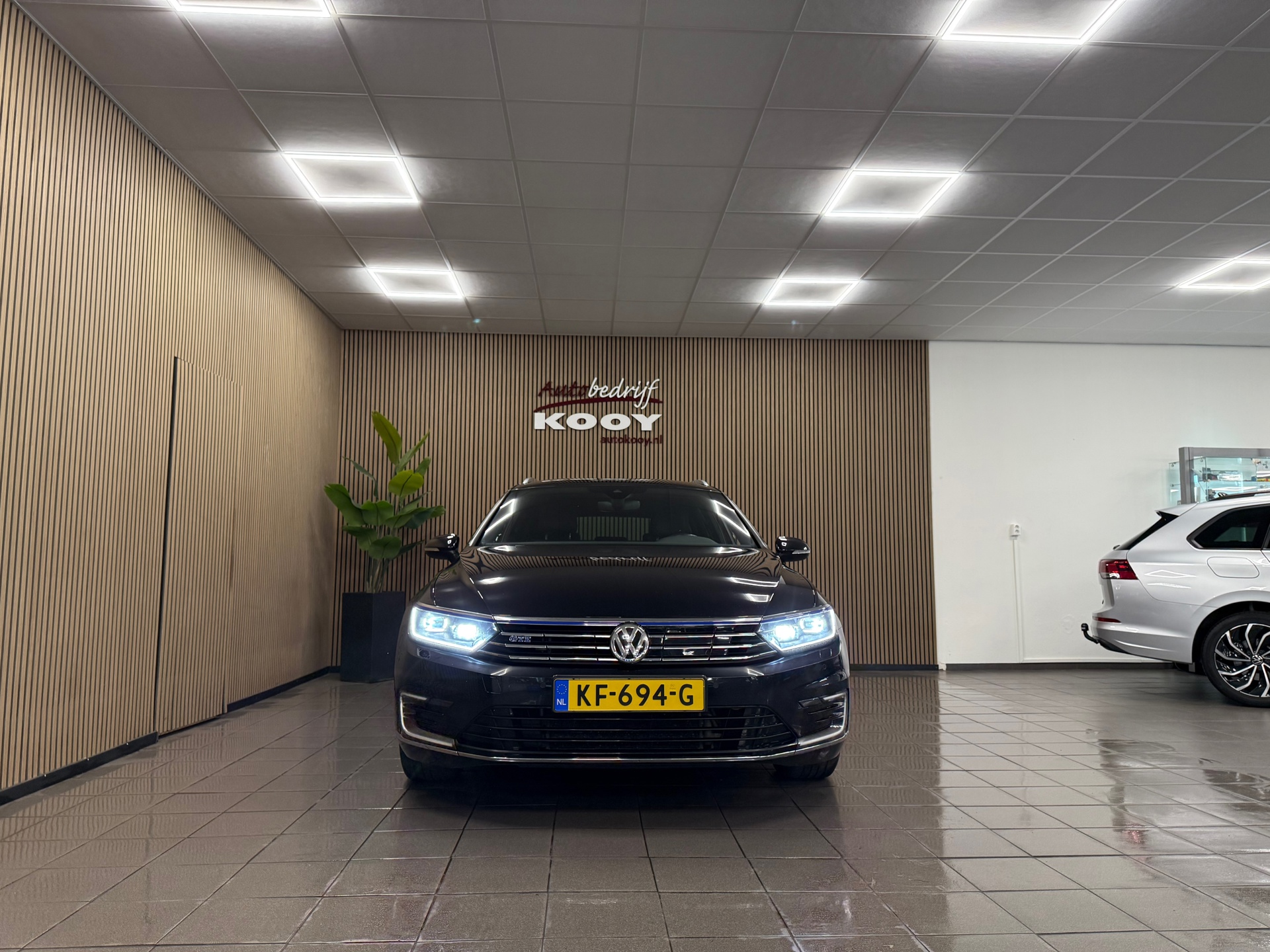 https://www.autokooy.nl//xml/images/56399618-9.JPG