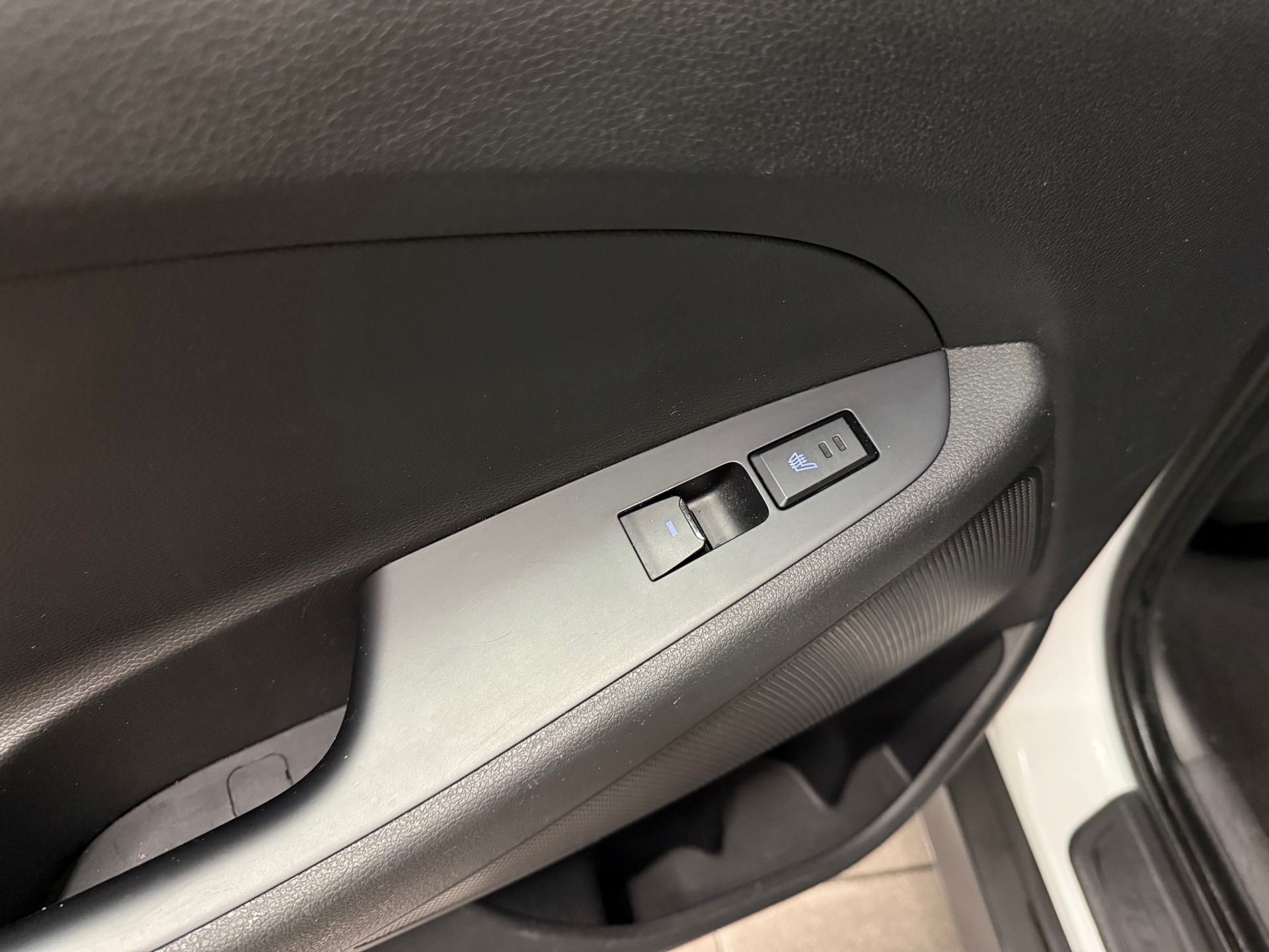 https://www.autokooy.nl//xml/images/56432446-20.JPG