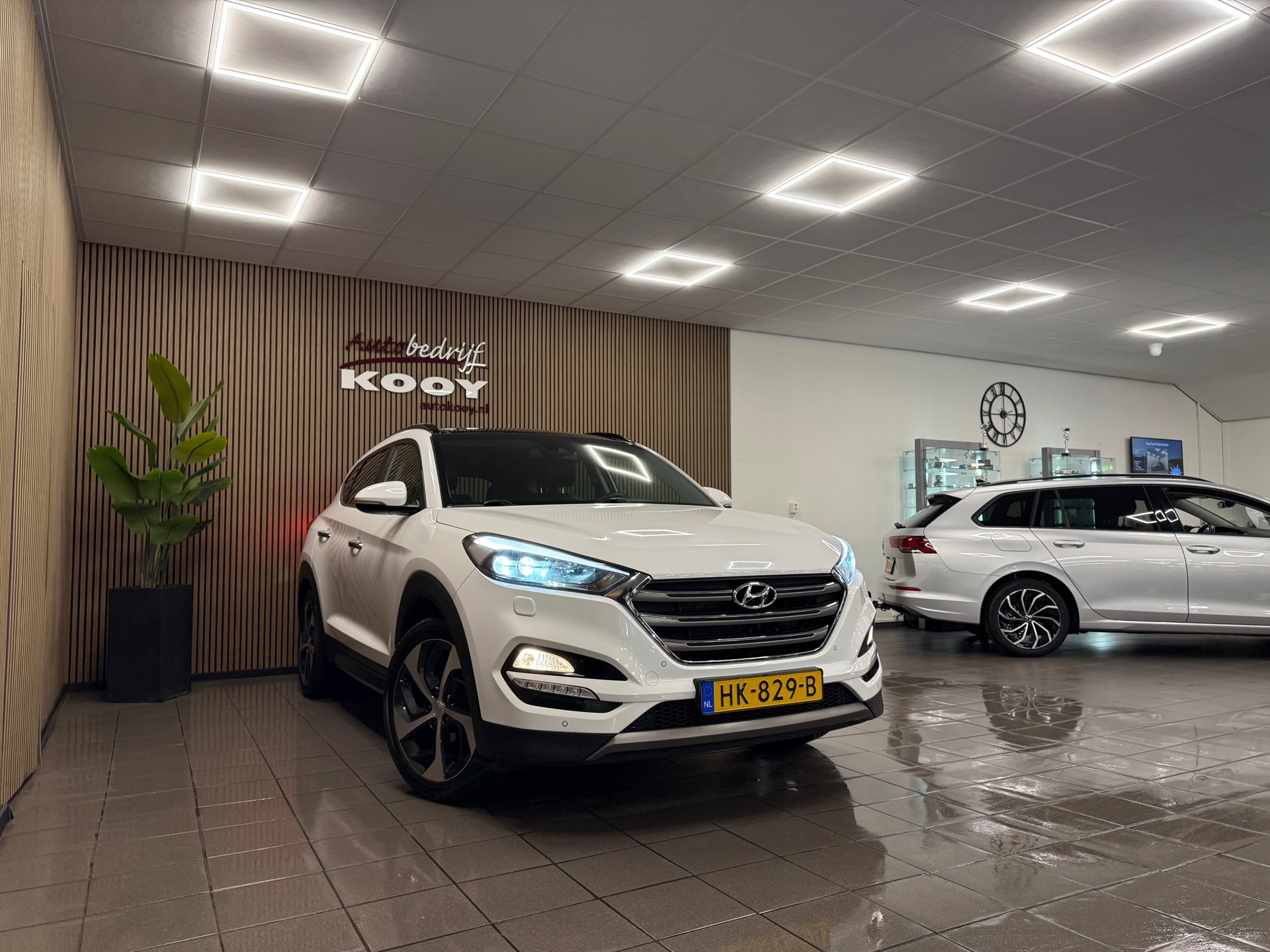 https://www.autokooy.nl//xml/images/56432446-8.JPG
