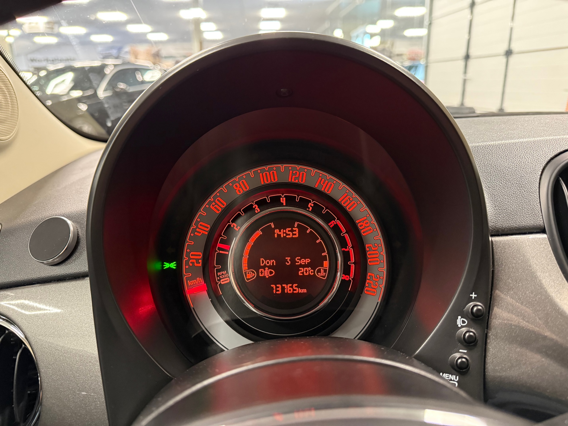 https://www.autokooy.nl//xml/images/56432523-15.JPG