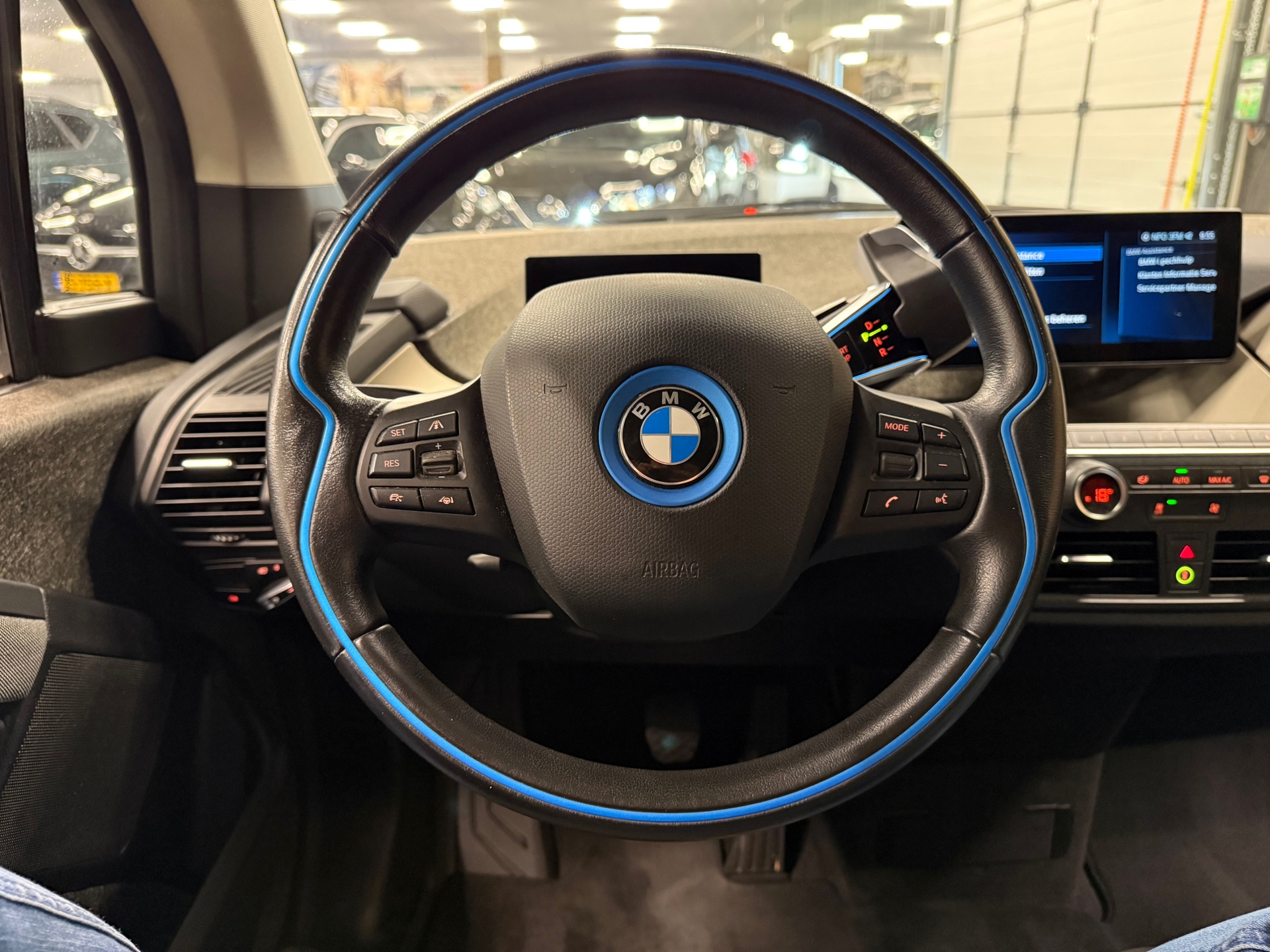 https://www.autokooy.nl//xml/images/56467730-12.JPG