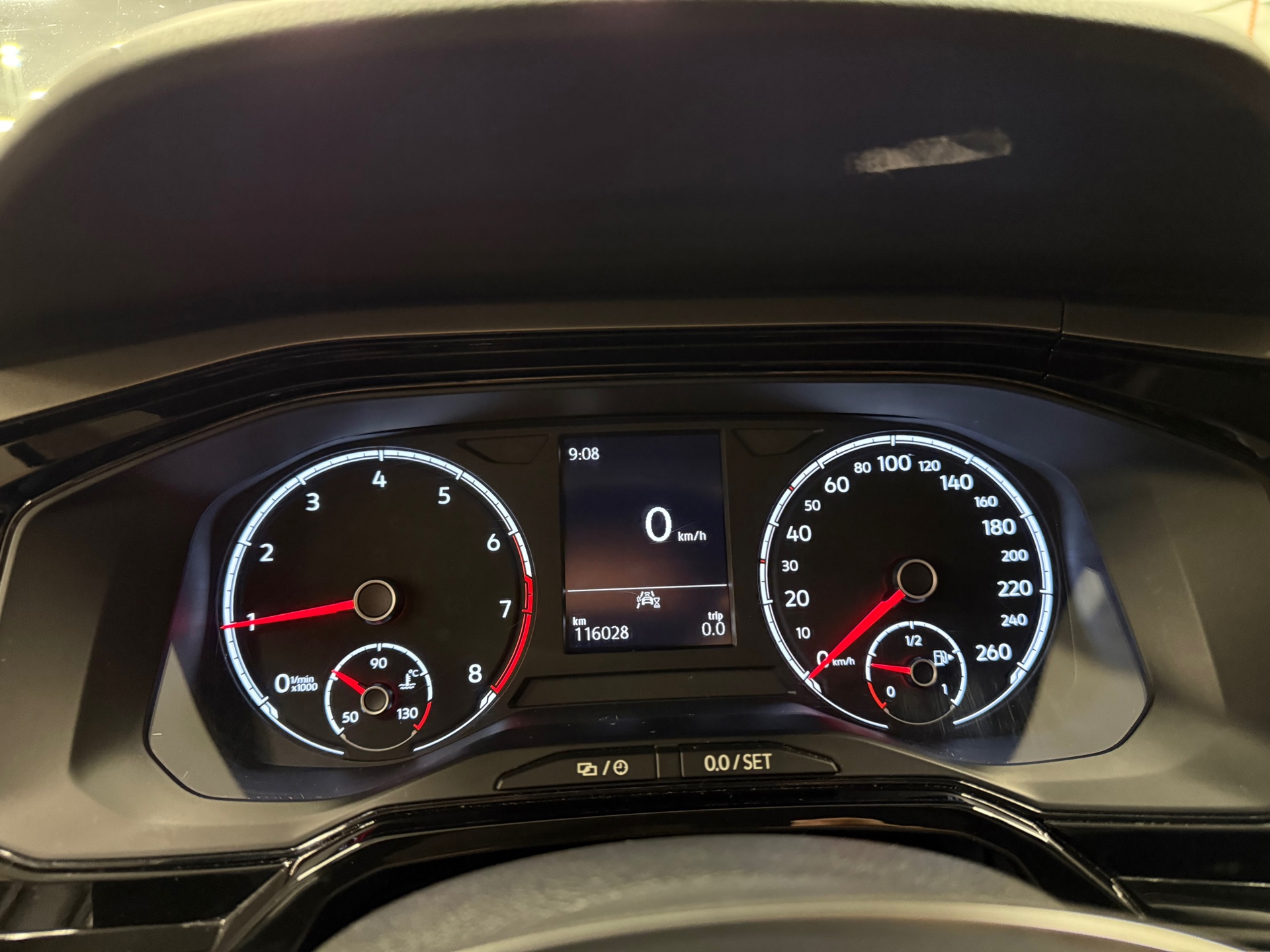 https://www.autokooy.nl//xml/images/56516099-14.JPG
