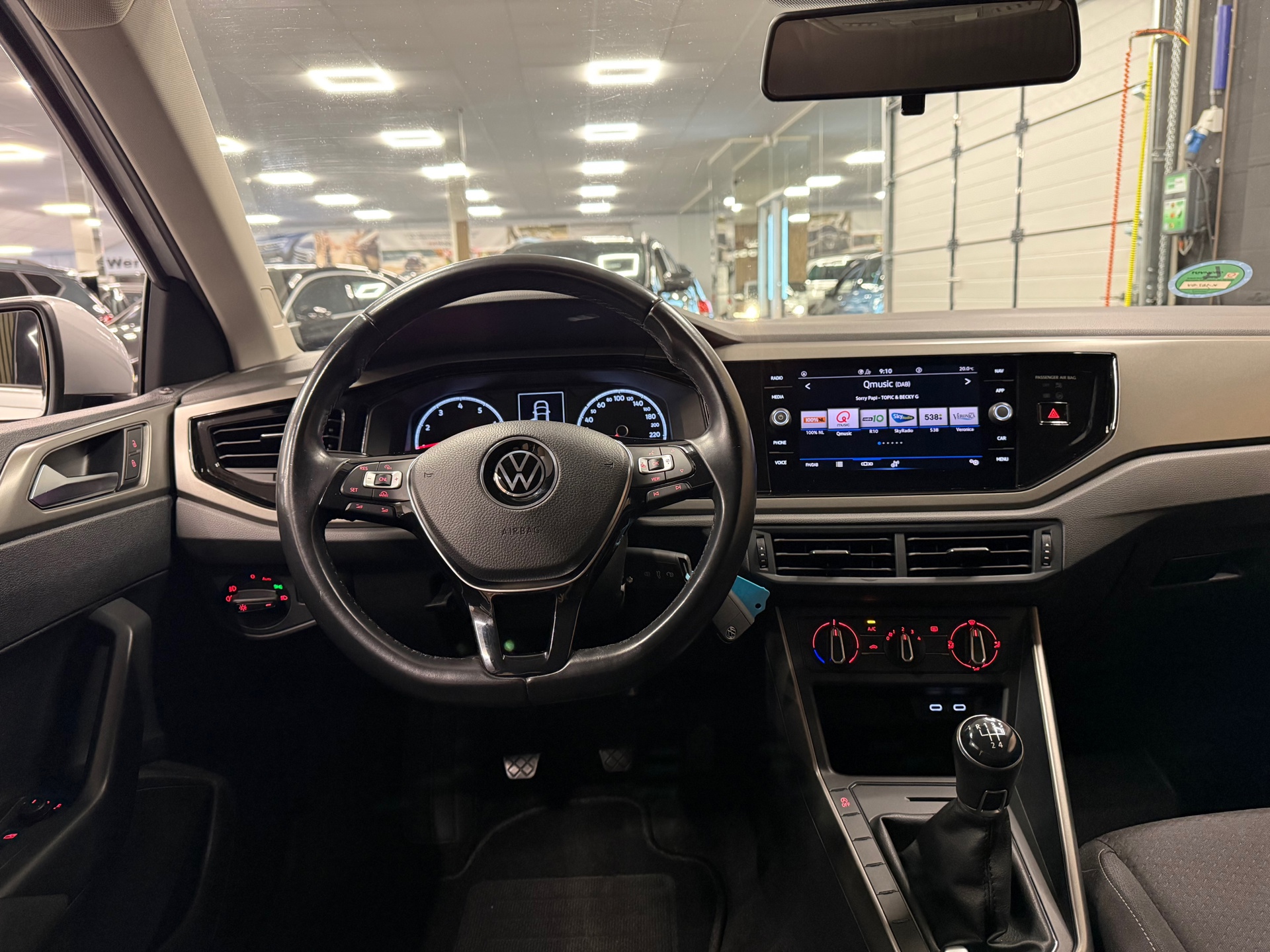 https://www.autokooy.nl//xml/images/56516099-20.JPG