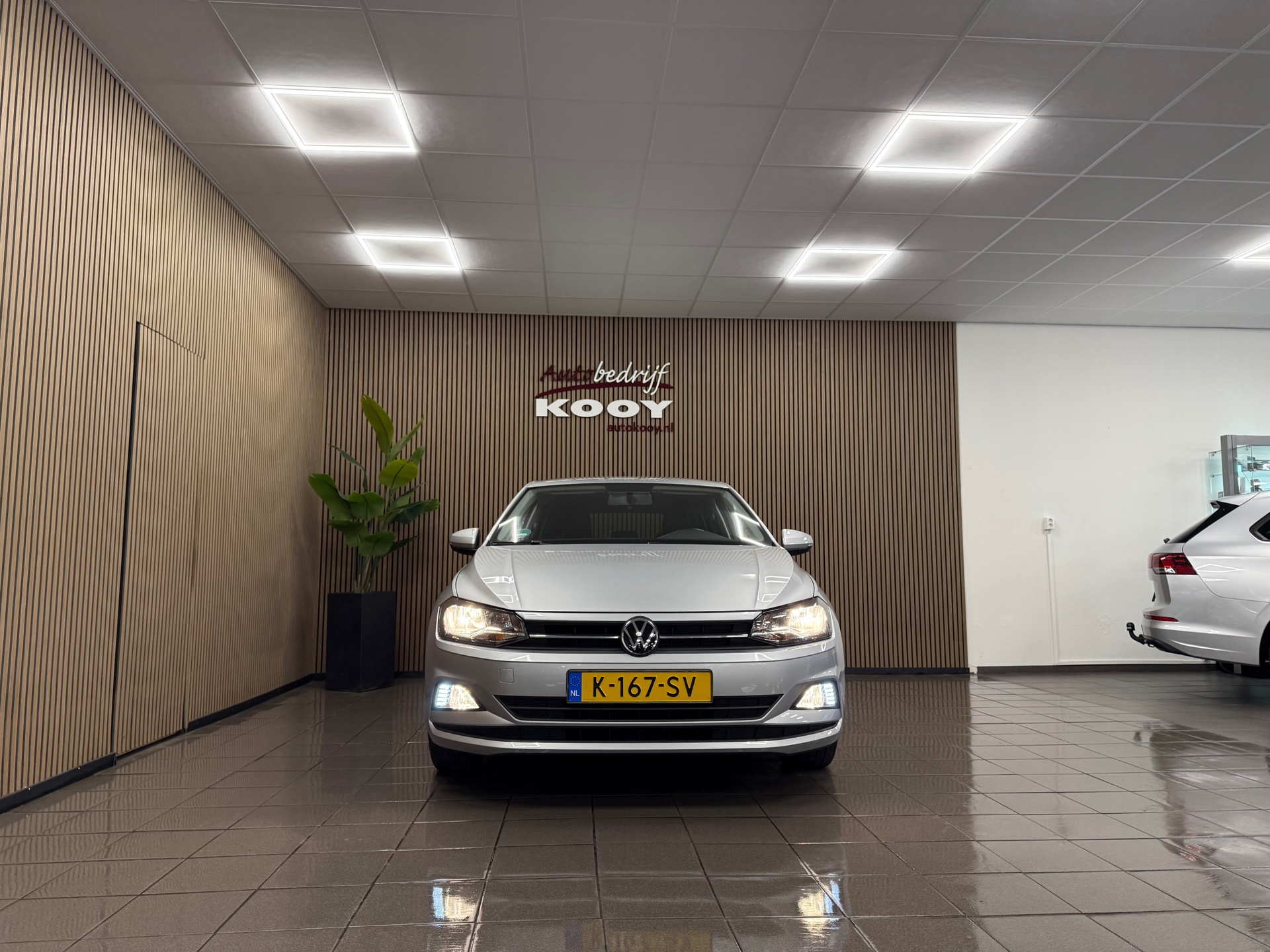 https://www.autokooy.nl//xml/images/56516099-8.JPG