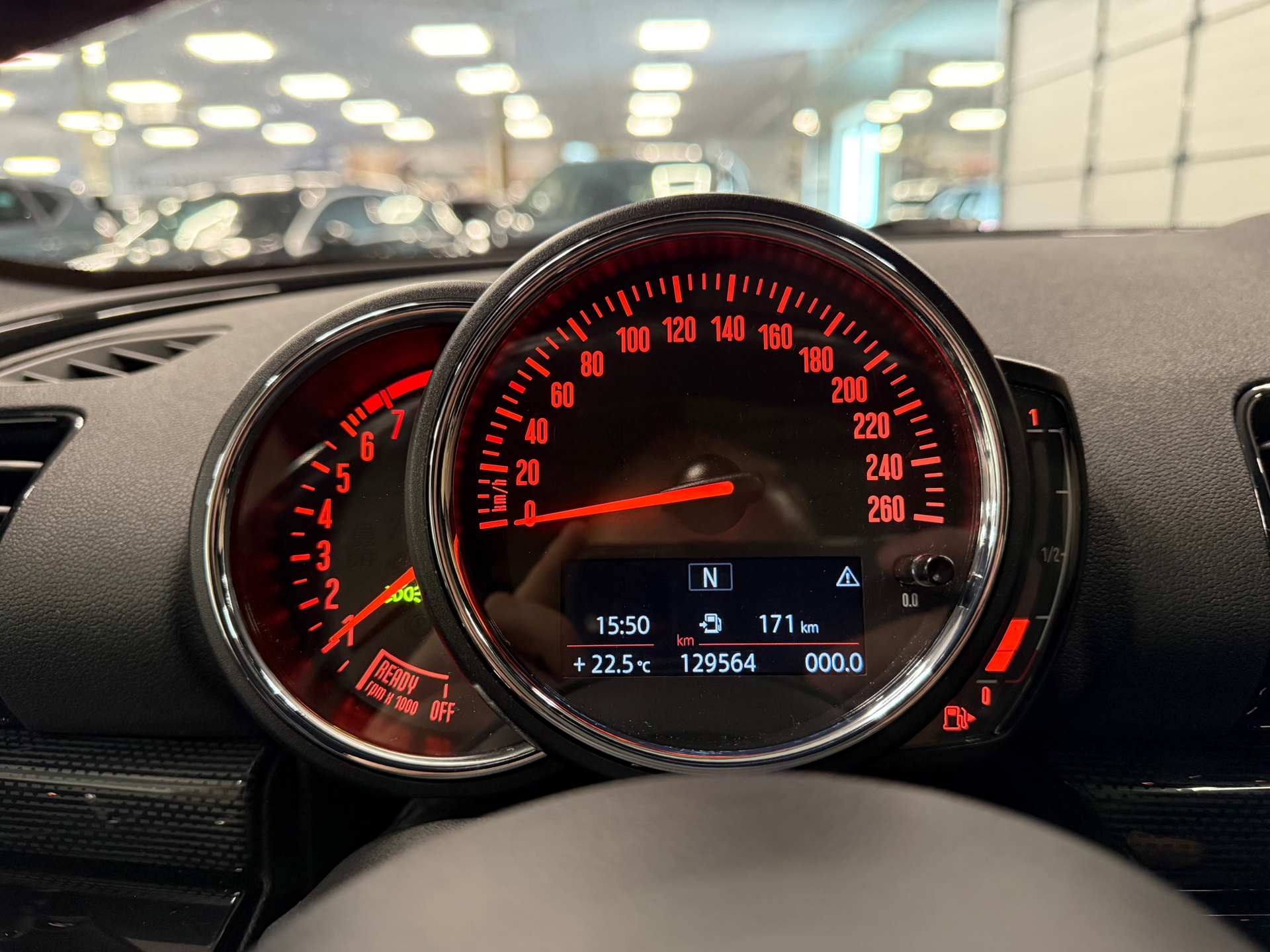 https://www.autokooy.nl//xml/images/56516211-13.JPG