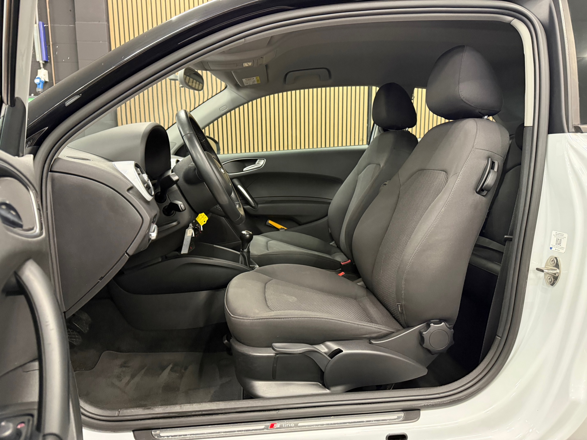 https://www.autokooy.nl//xml/images/56543062-11.JPG