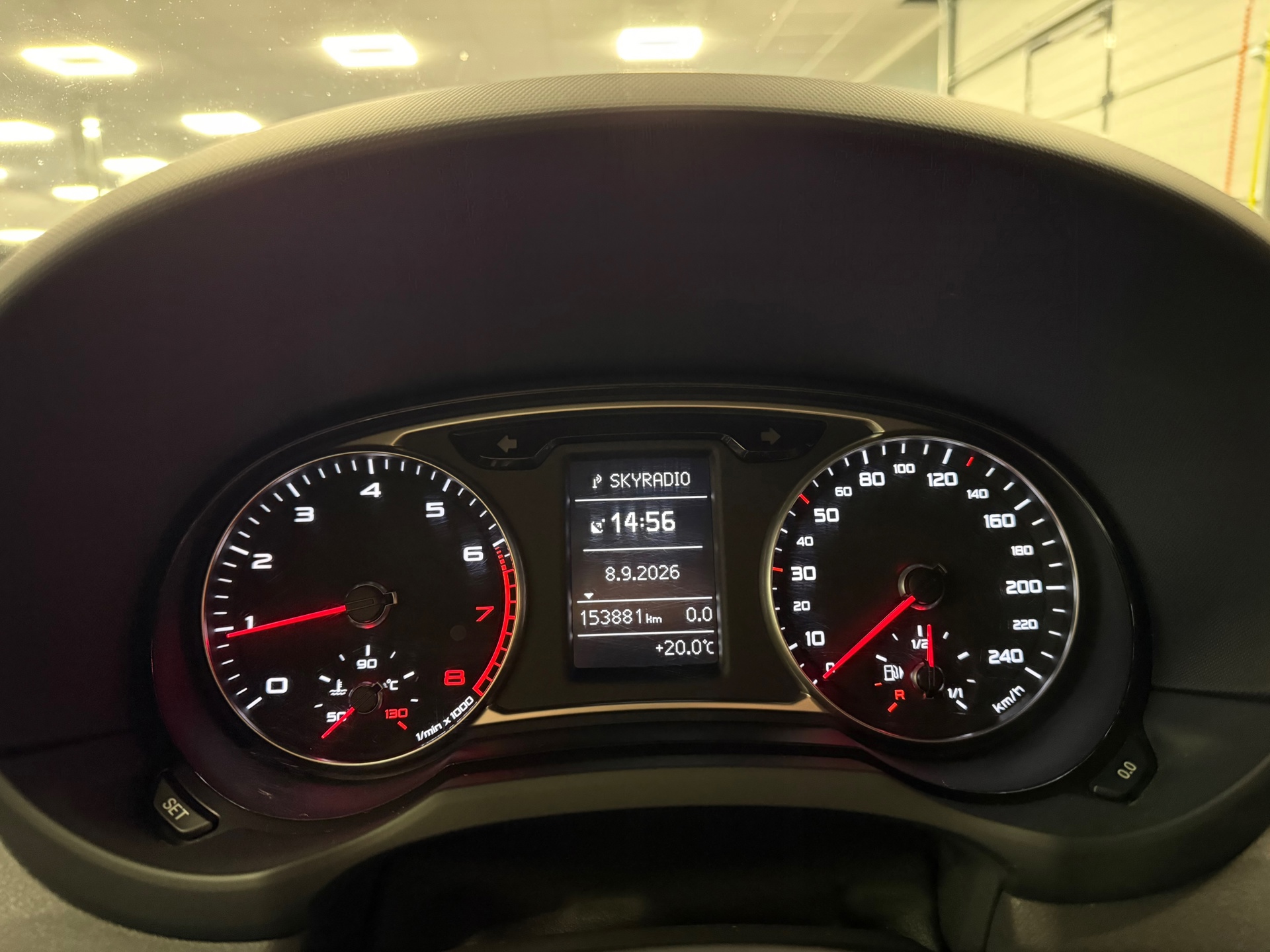https://www.autokooy.nl//xml/images/56543062-14.JPG