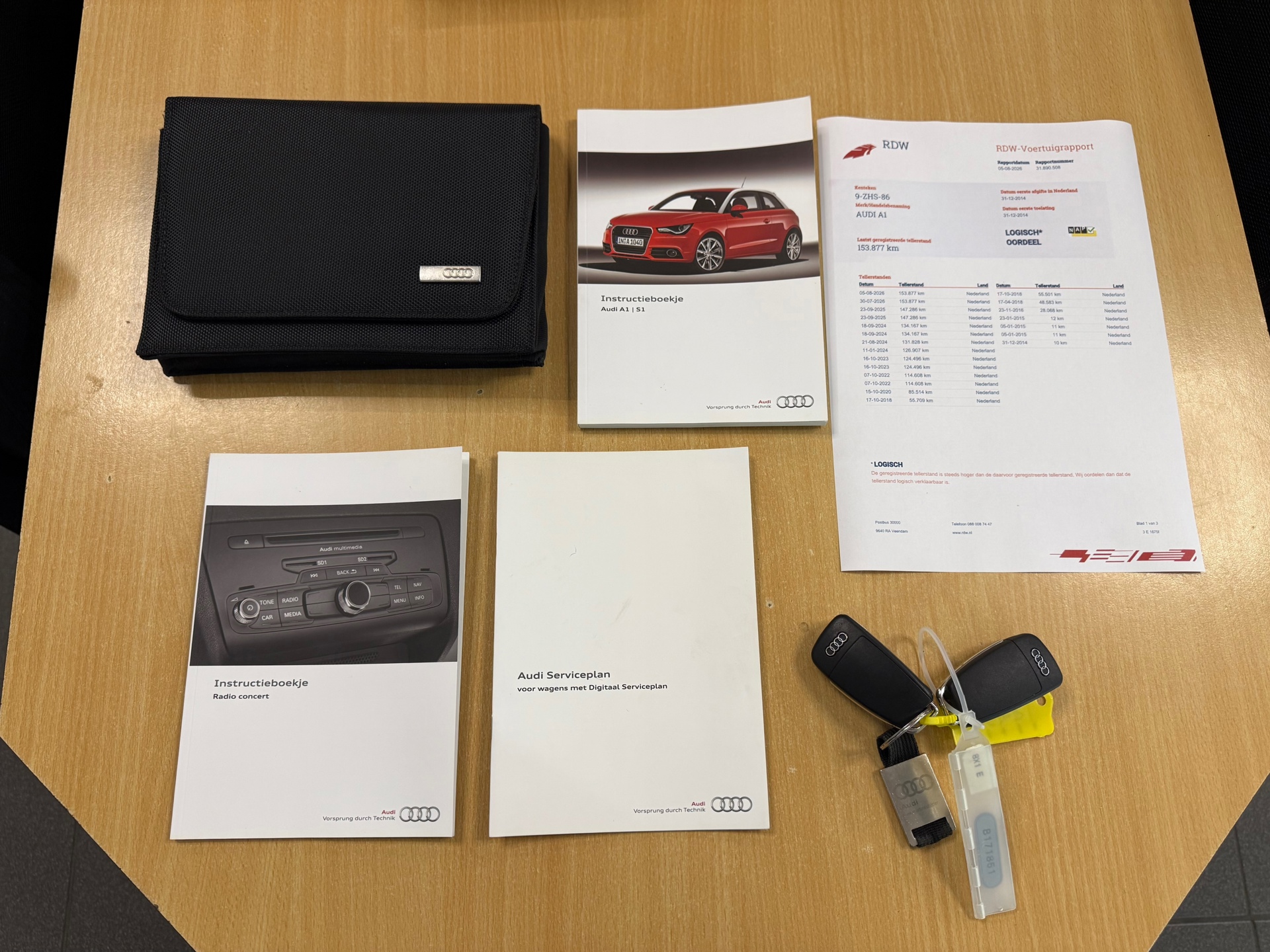 https://www.autokooy.nl//xml/images/56543062-24.JPG