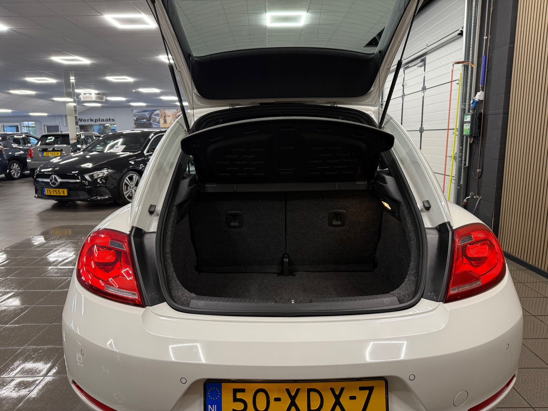 https://www.autokooy.nl//xml/images/56581411-5.JPG