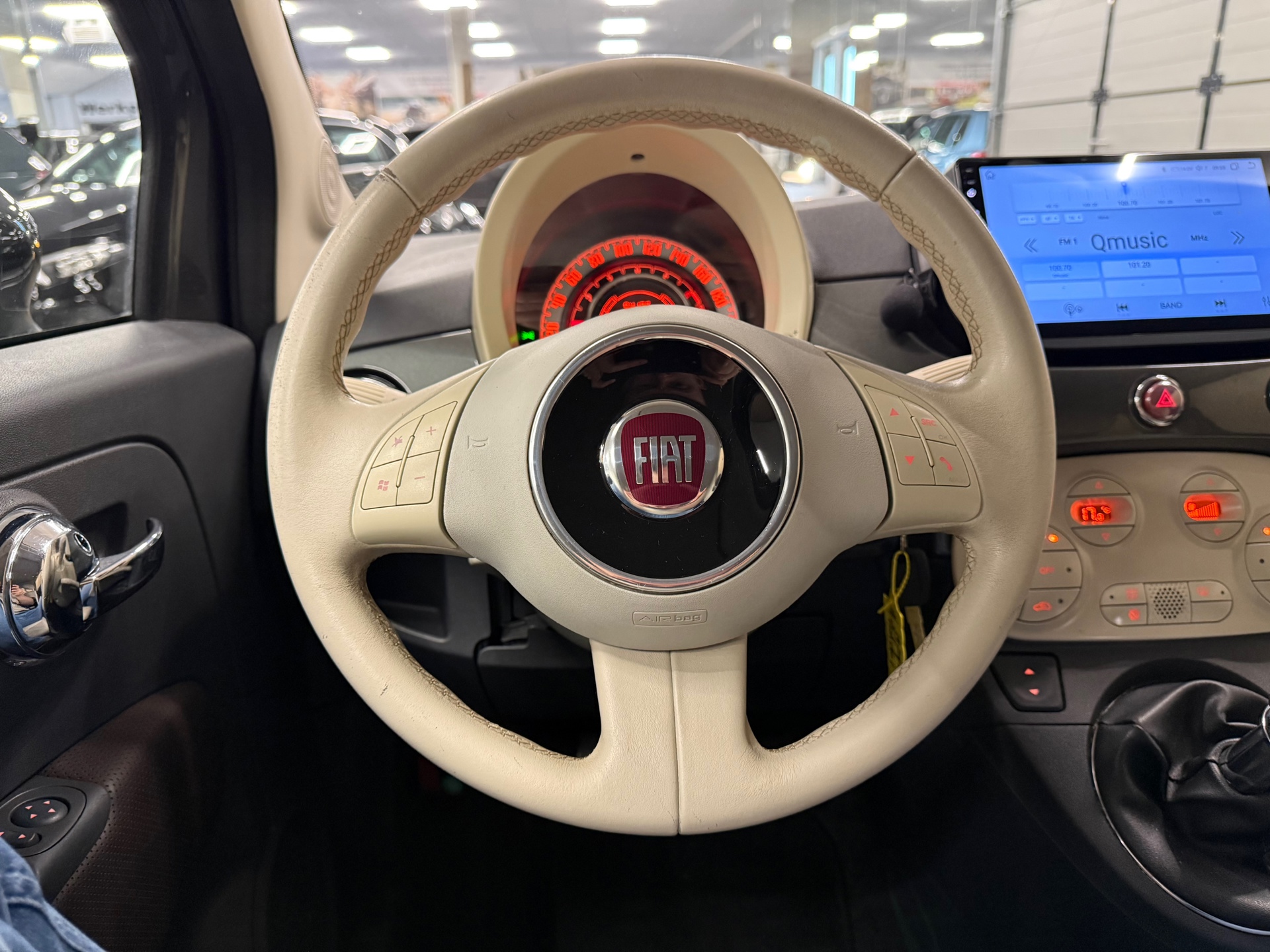 https://www.autokooy.nl//xml/images/56581447-13.JPG