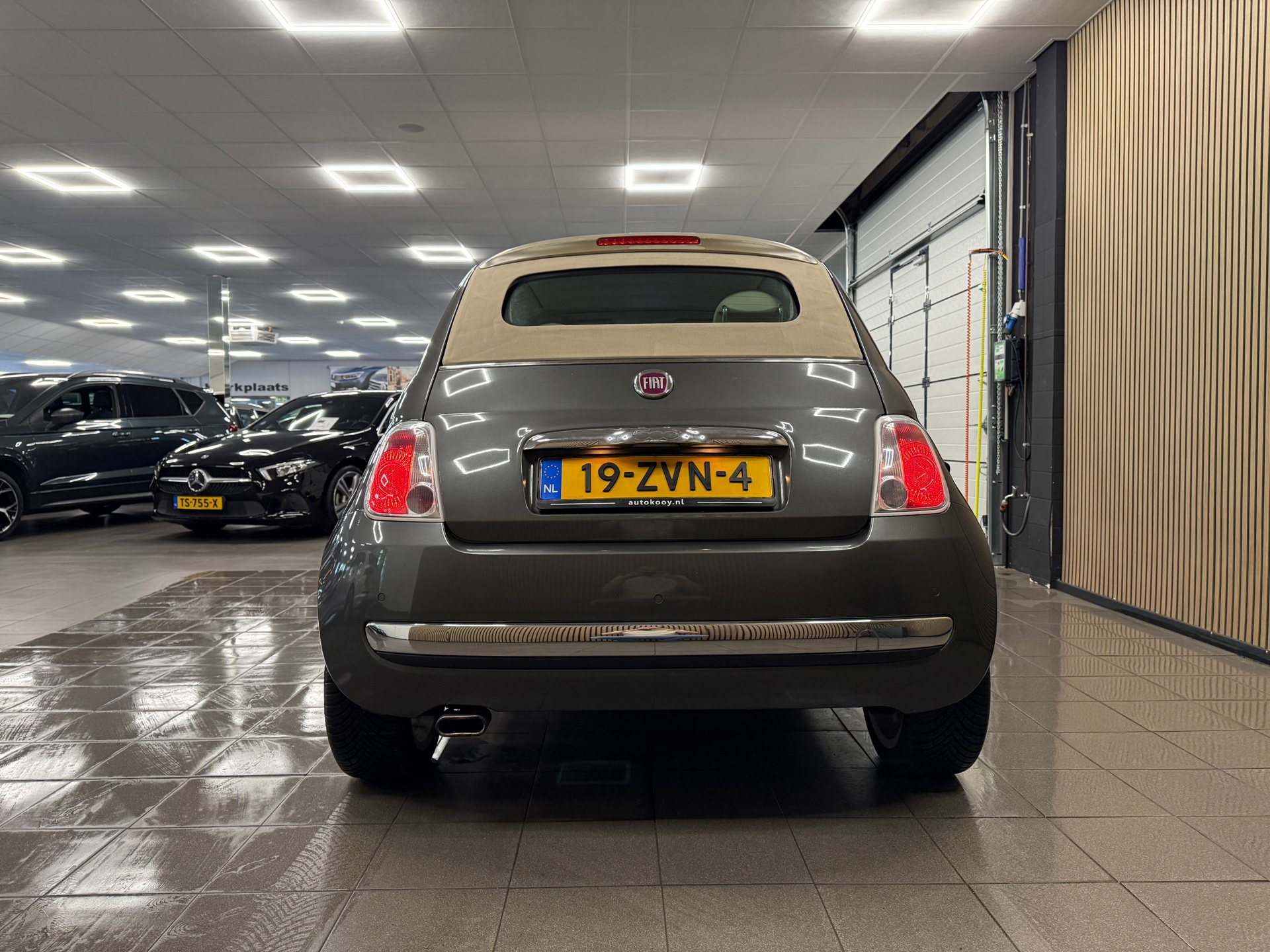 https://www.autokooy.nl//xml/images/56581447-4.JPG
