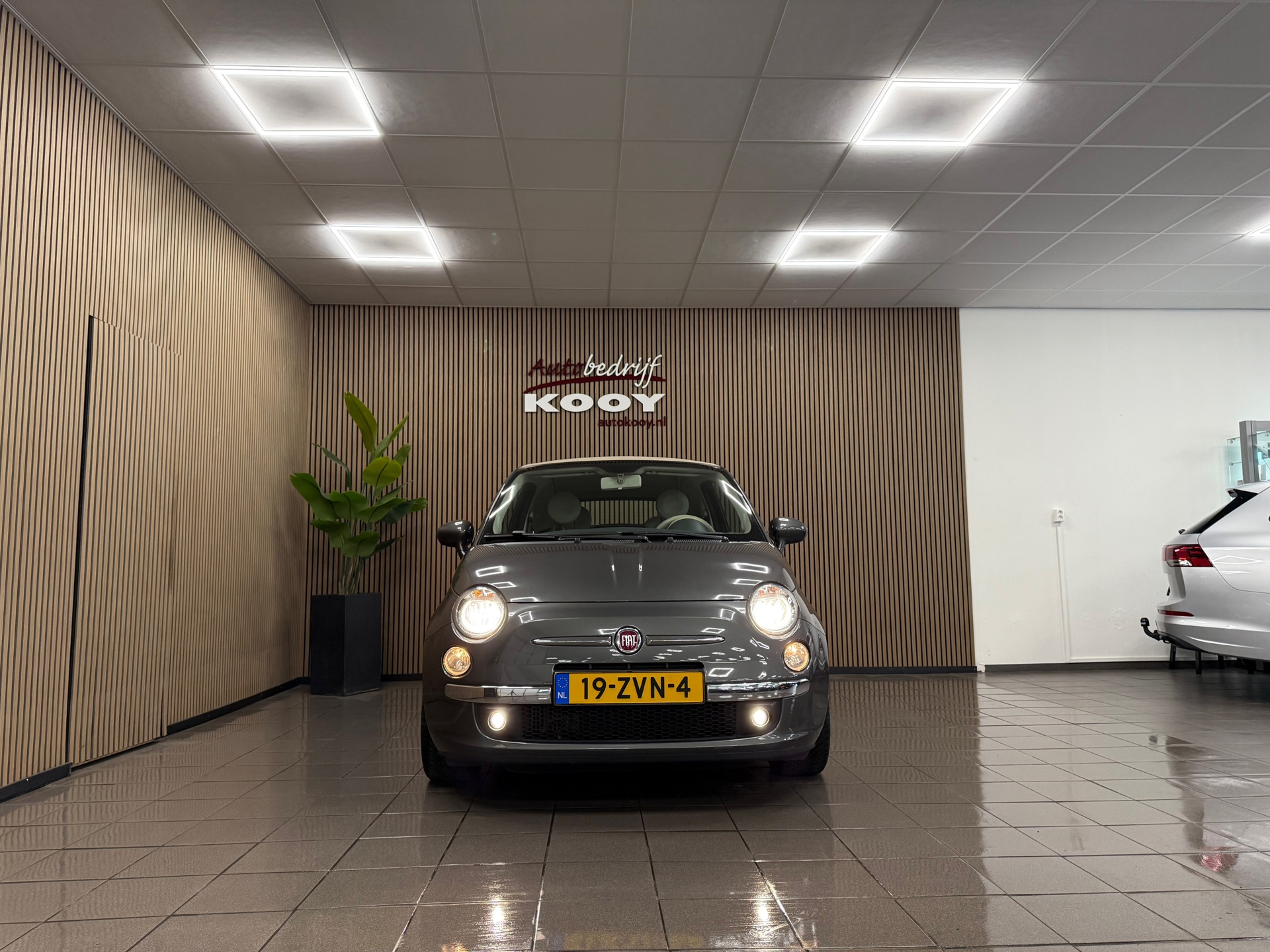 https://www.autokooy.nl//xml/images/56581447-7.JPG