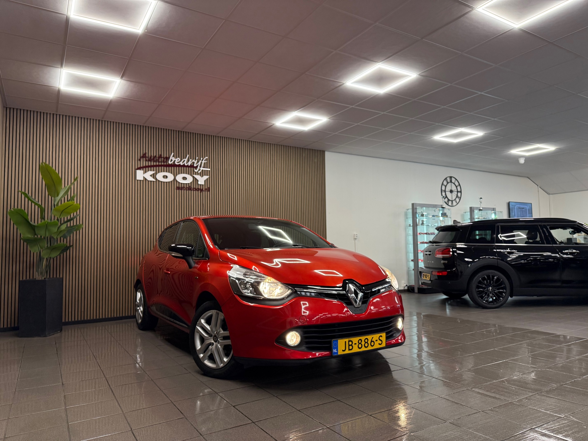 https://www.autokooy.nl//xml/images/56662008-8.JPG