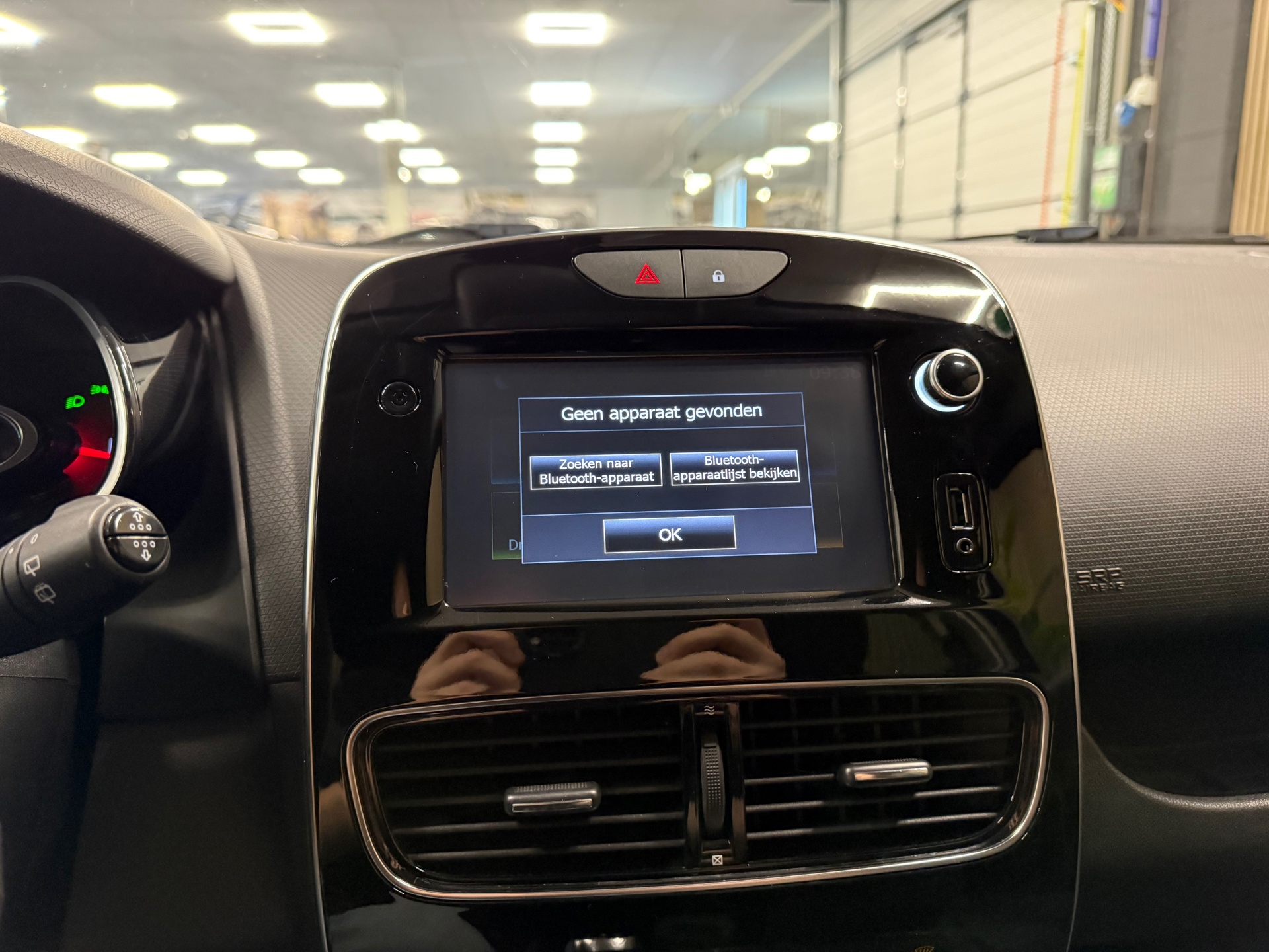 https://www.autokooy.nl//xml/images/56714340-18.JPG