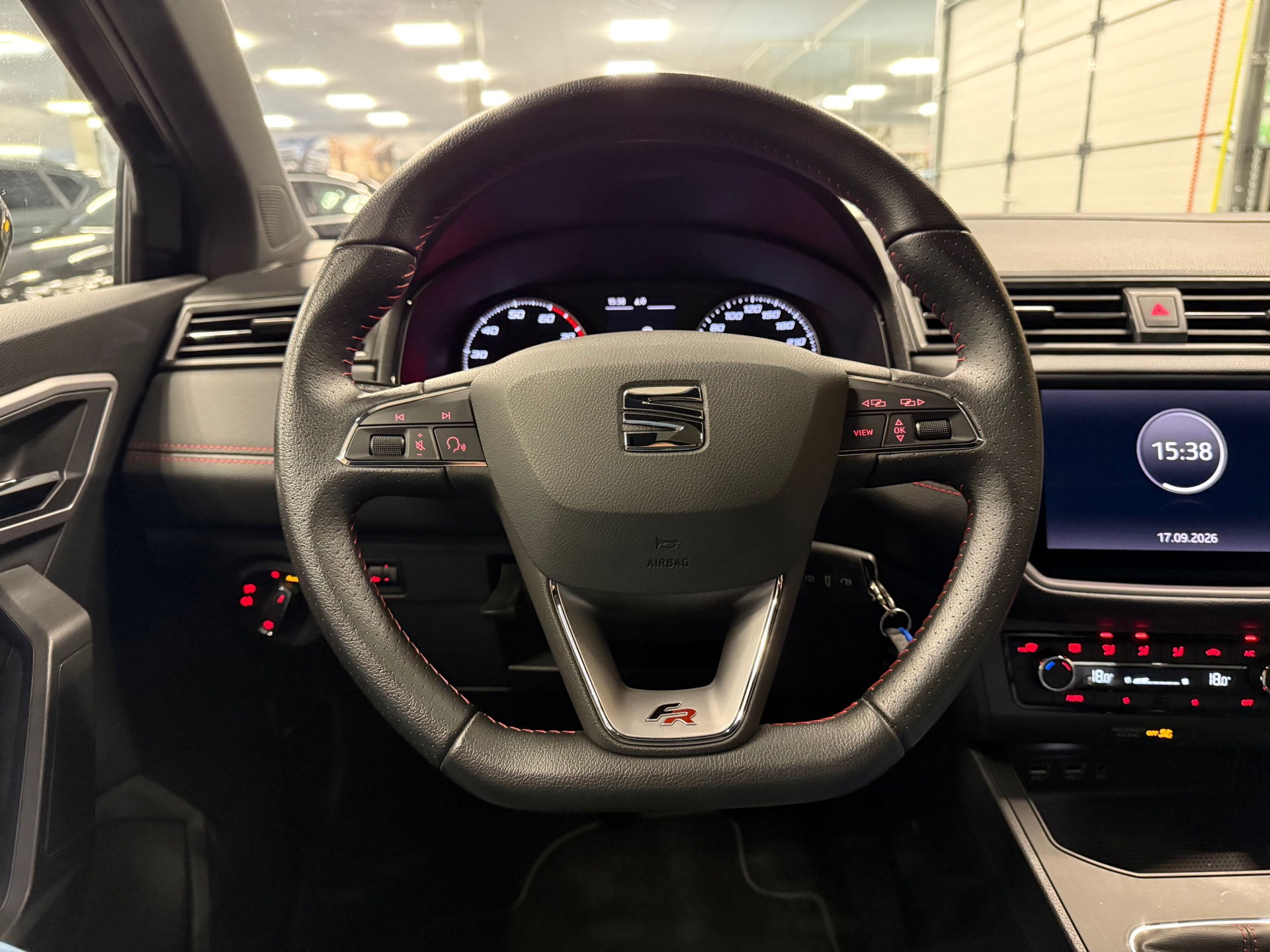 https://www.autokooy.nl//xml/images/56770543-13.JPG