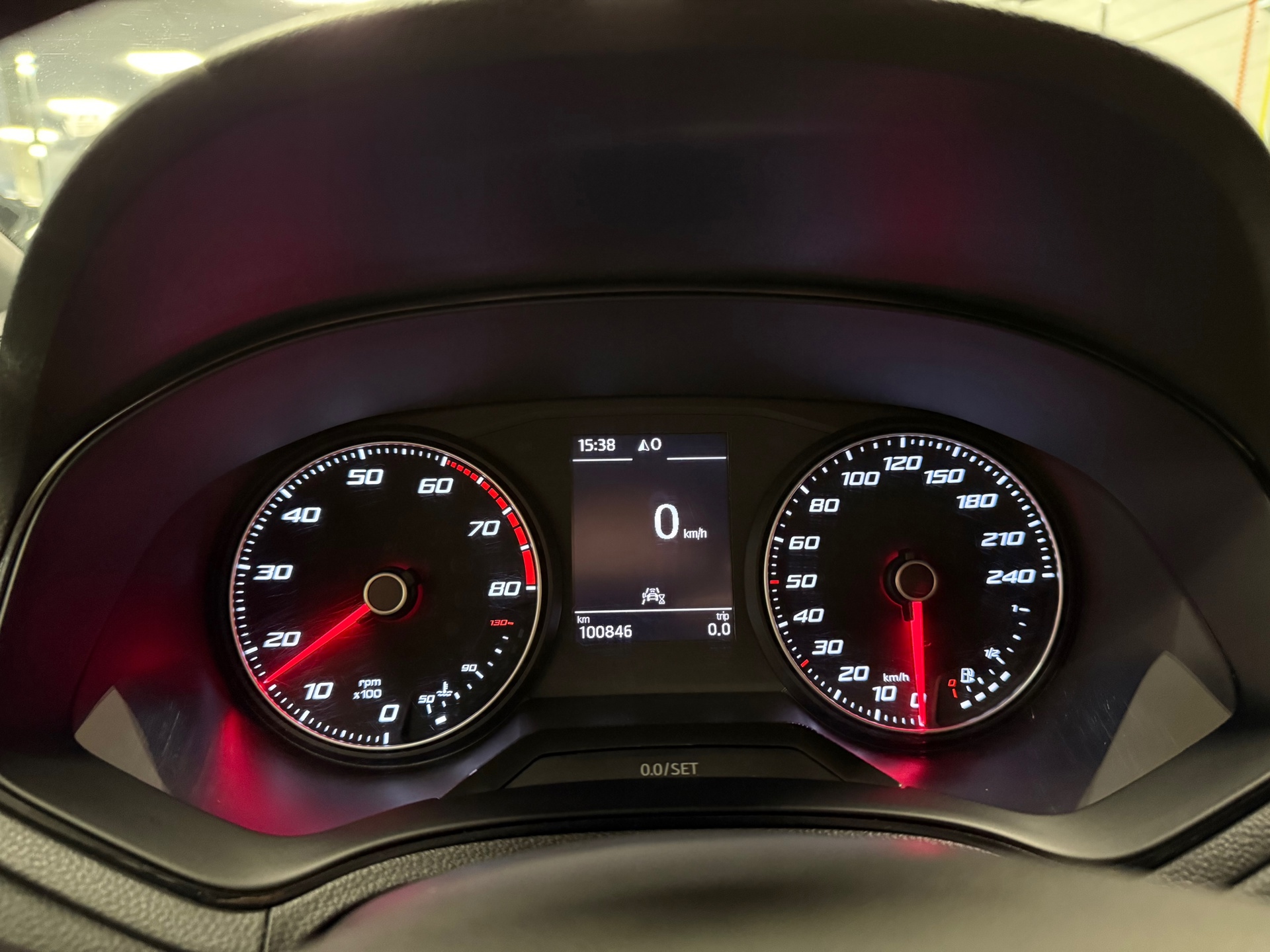 https://www.autokooy.nl//xml/images/56770543-14.JPG