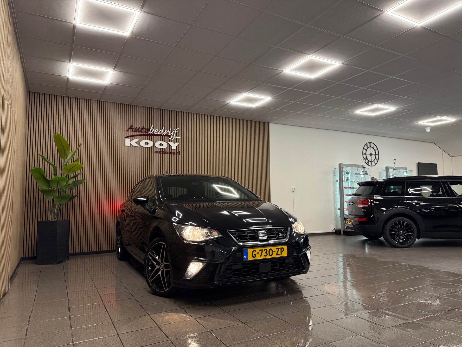 https://www.autokooy.nl//xml/images/56770543-7.JPG