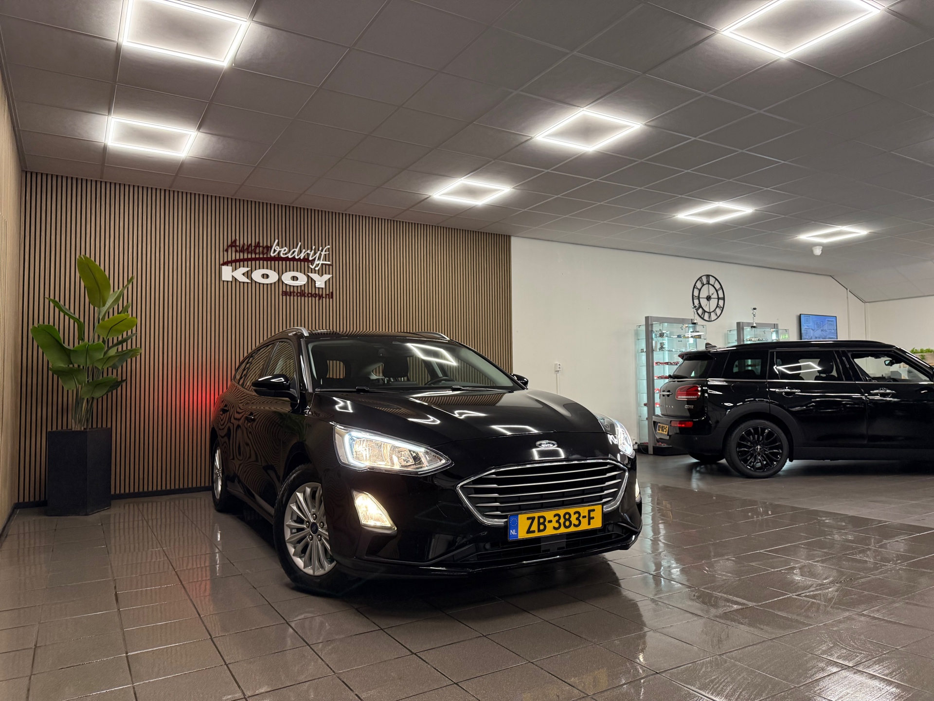 https://www.autokooy.nl//xml/images/56796648-7.JPG