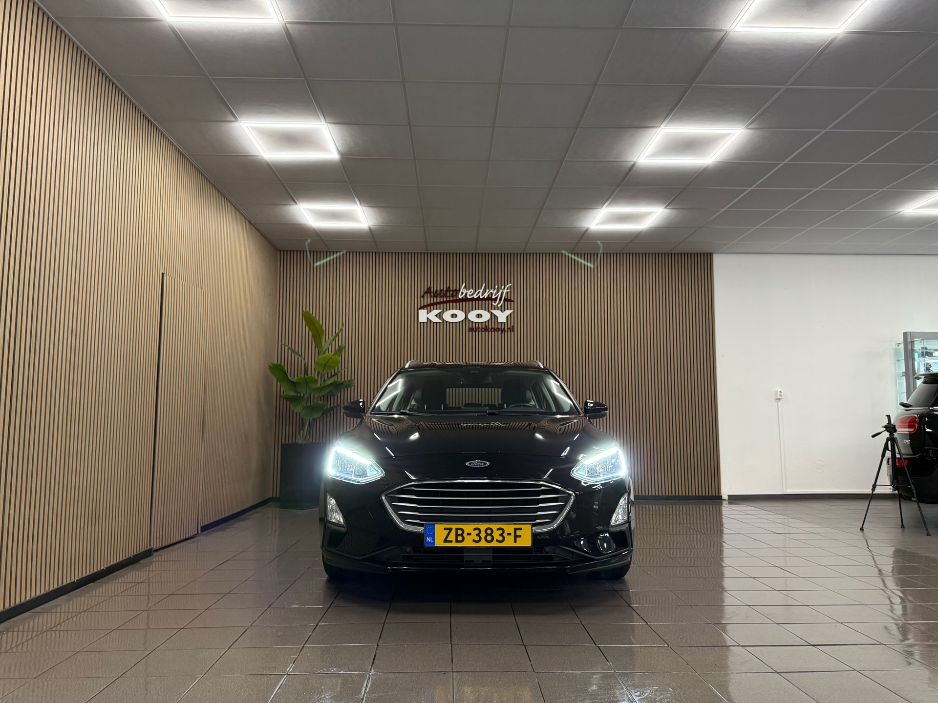 https://www.autokooy.nl//xml/images/56796648-9.JPG