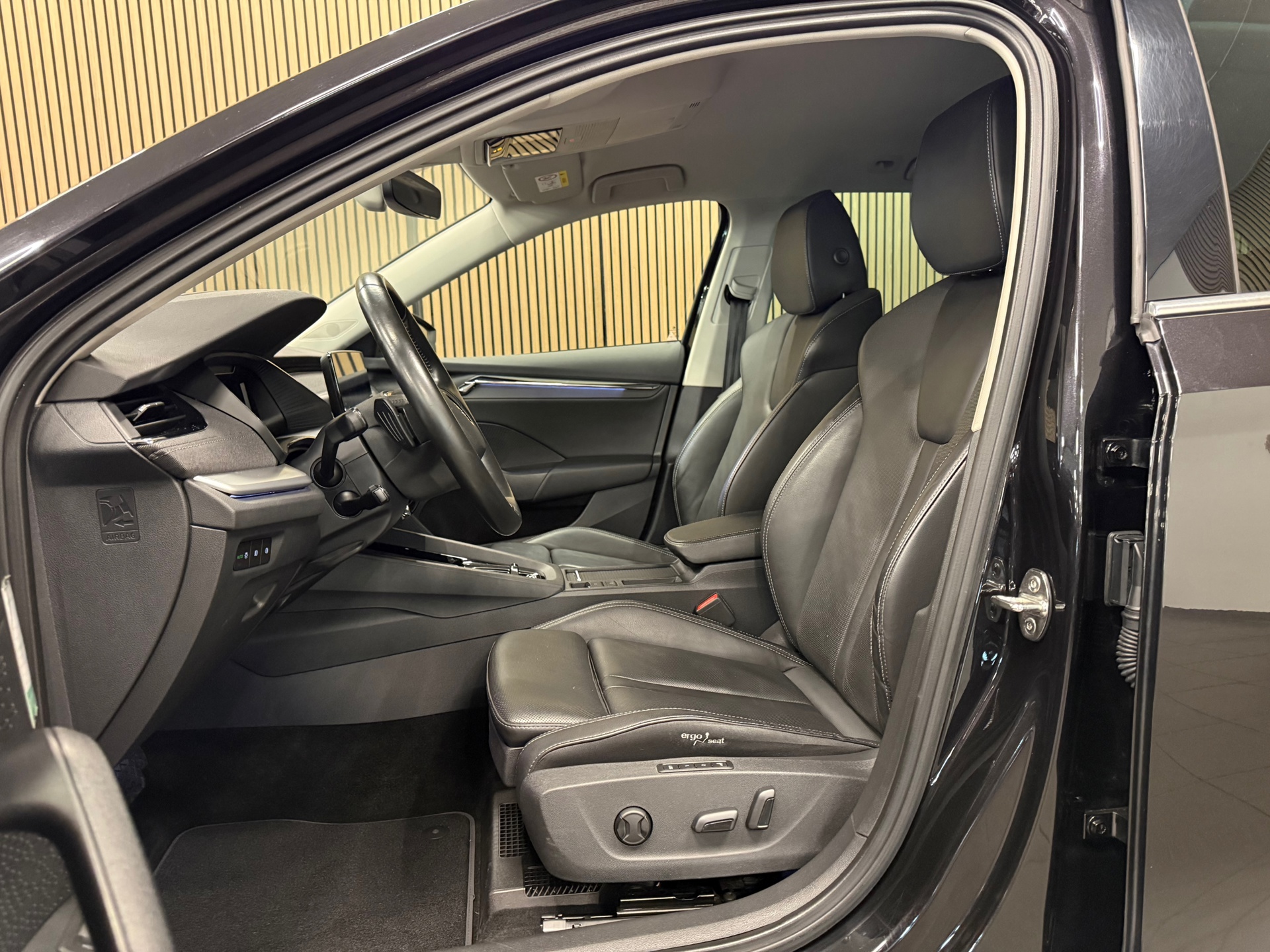 https://www.autokooy.nl//xml/images/56836968-13.JPG