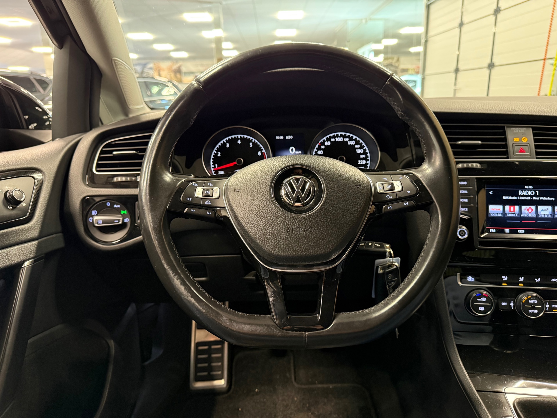 https://www.autokooy.nl//xml/images/56837123-13.JPG