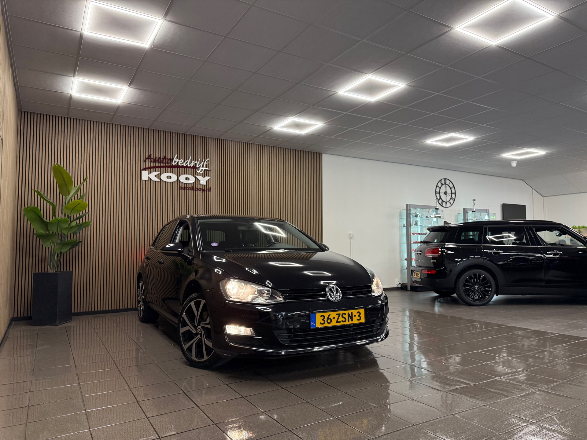 https://www.autokooy.nl//xml/images/56837123-7.JPG