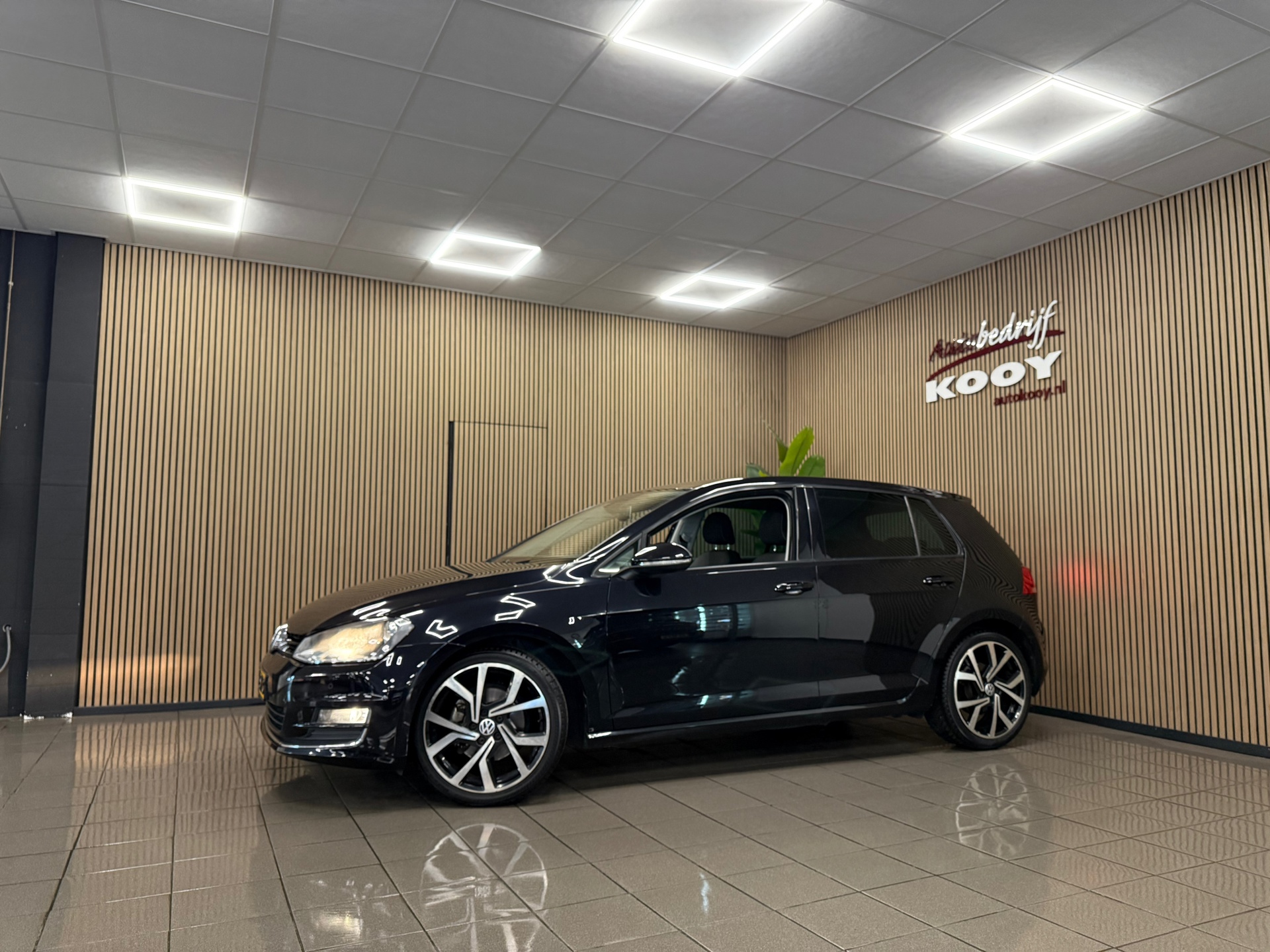 https://www.autokooy.nl//xml/images/56837123-9.JPG