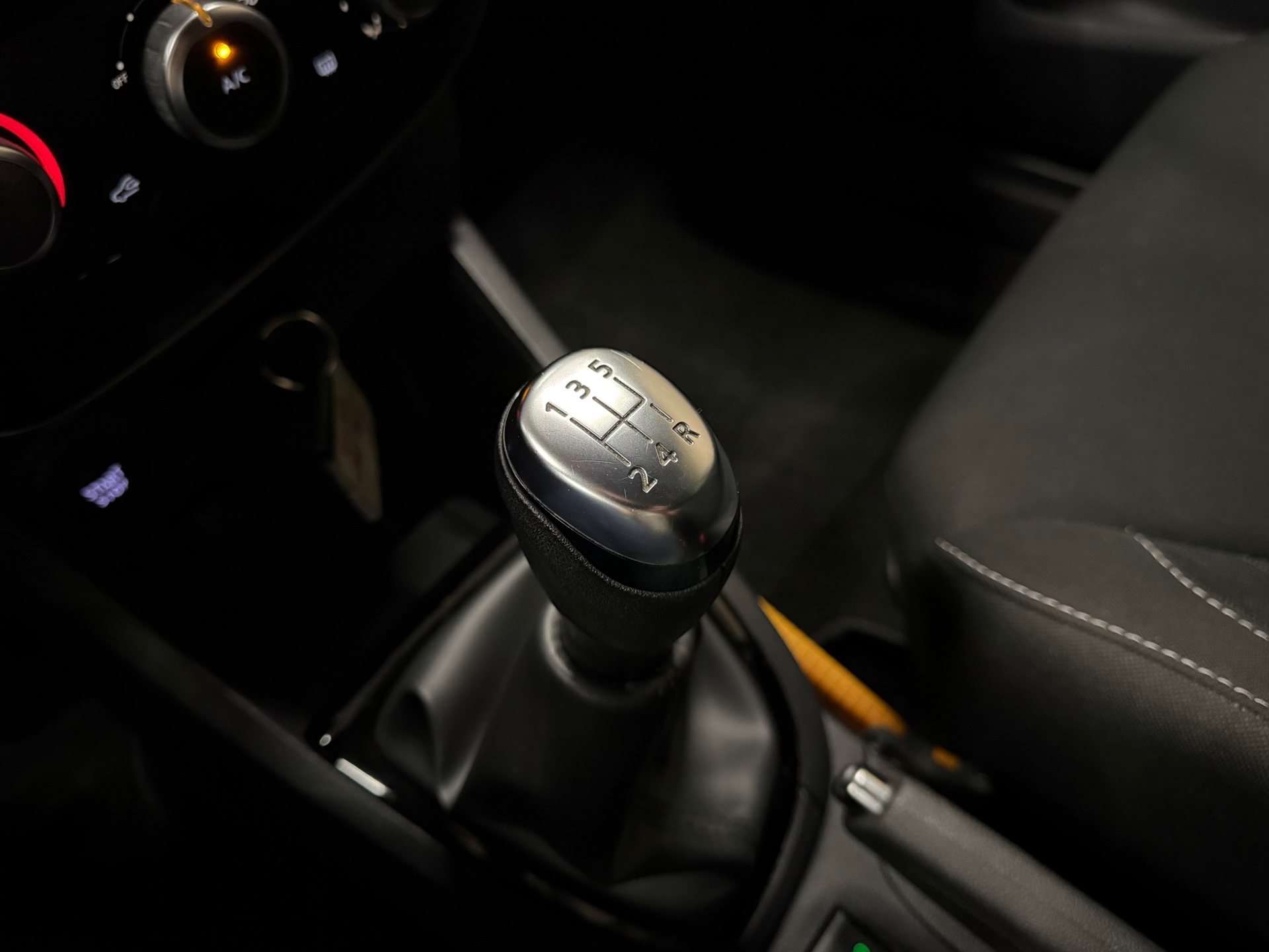 https://www.autokooy.nl//xml/images/56895886-20.JPG