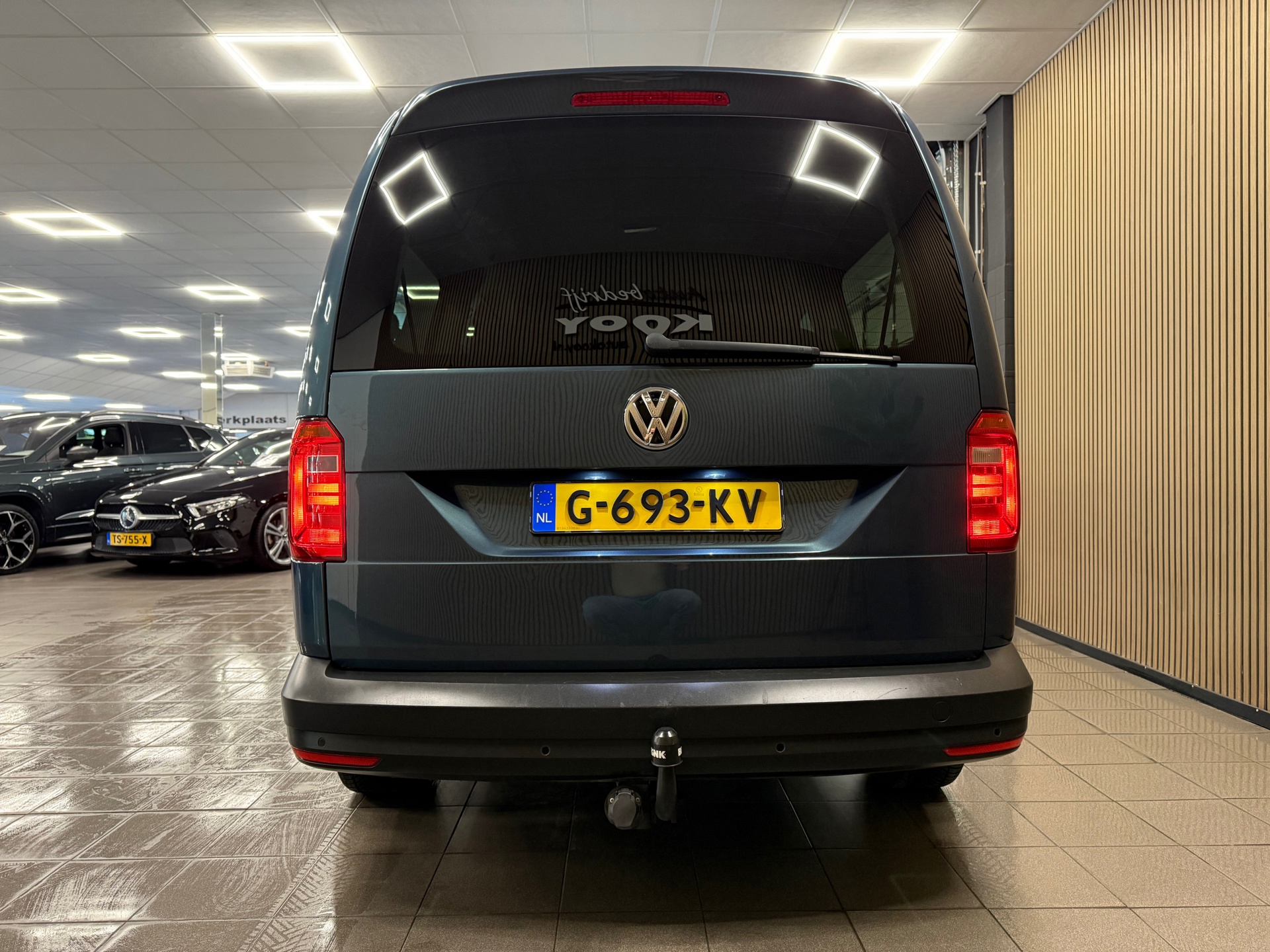 https://www.autokooy.nl//xml/images/56977579-4.JPG