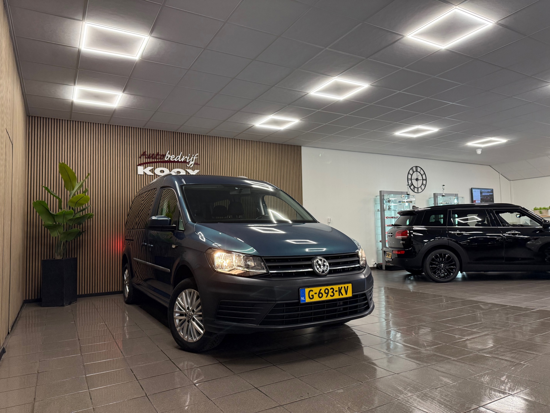 https://www.autokooy.nl//xml/images/56977579-7.JPG