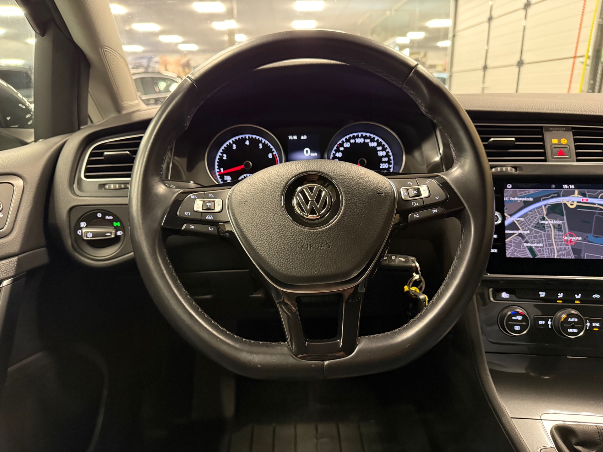 https://www.autokooy.nl//xml/images/57071860-13.JPG