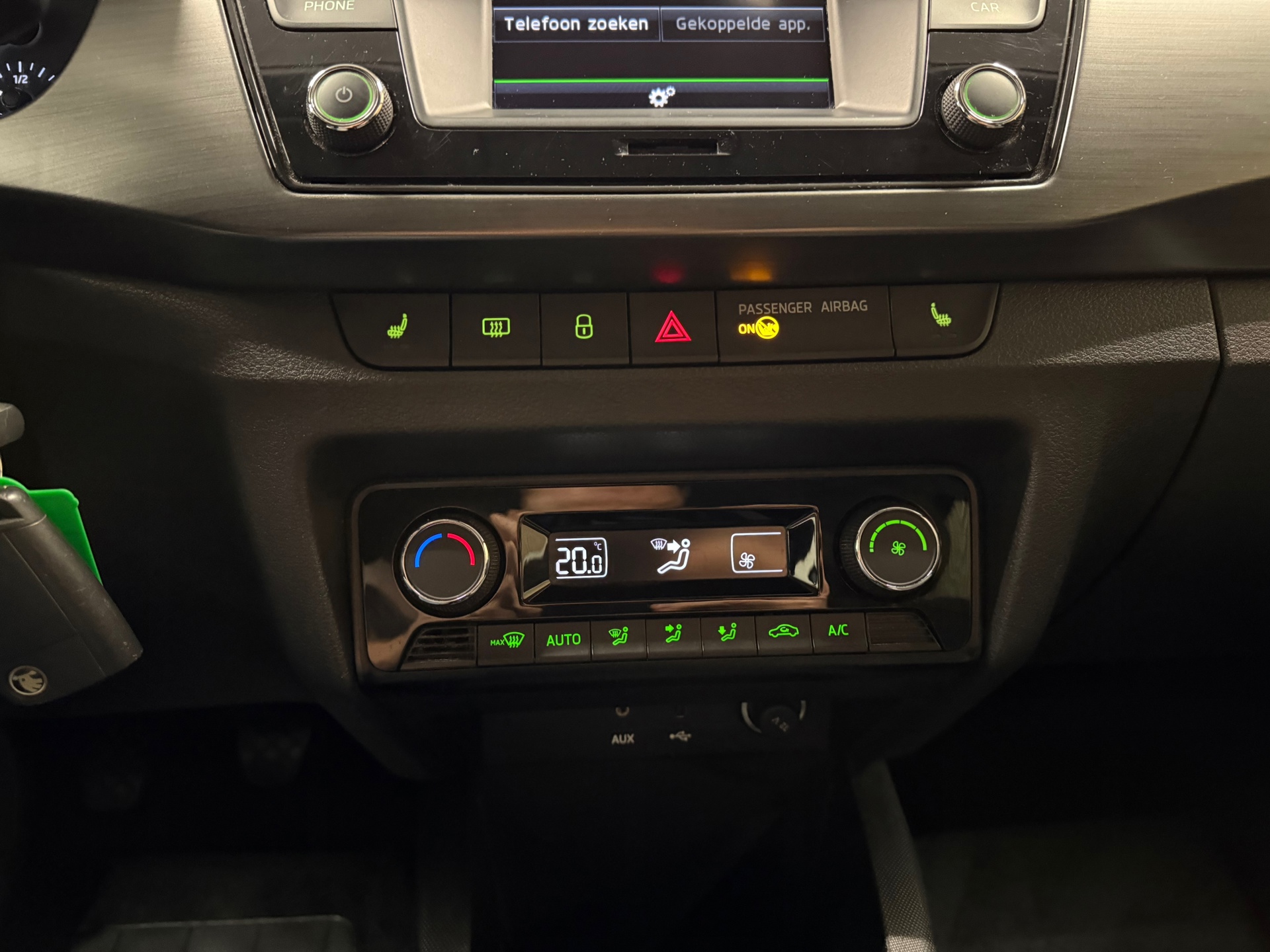 https://www.autokooy.nl//xml/images/57072180-18.JPG