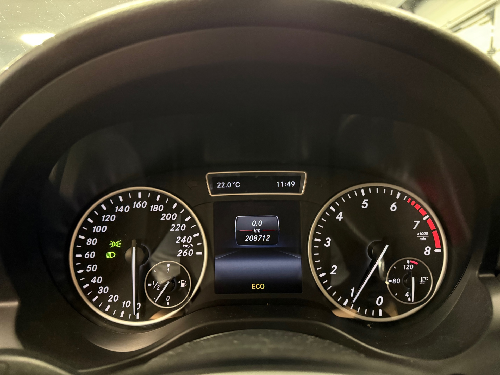 https://www.autokooy.nl//xml/images/57074305-14.JPG