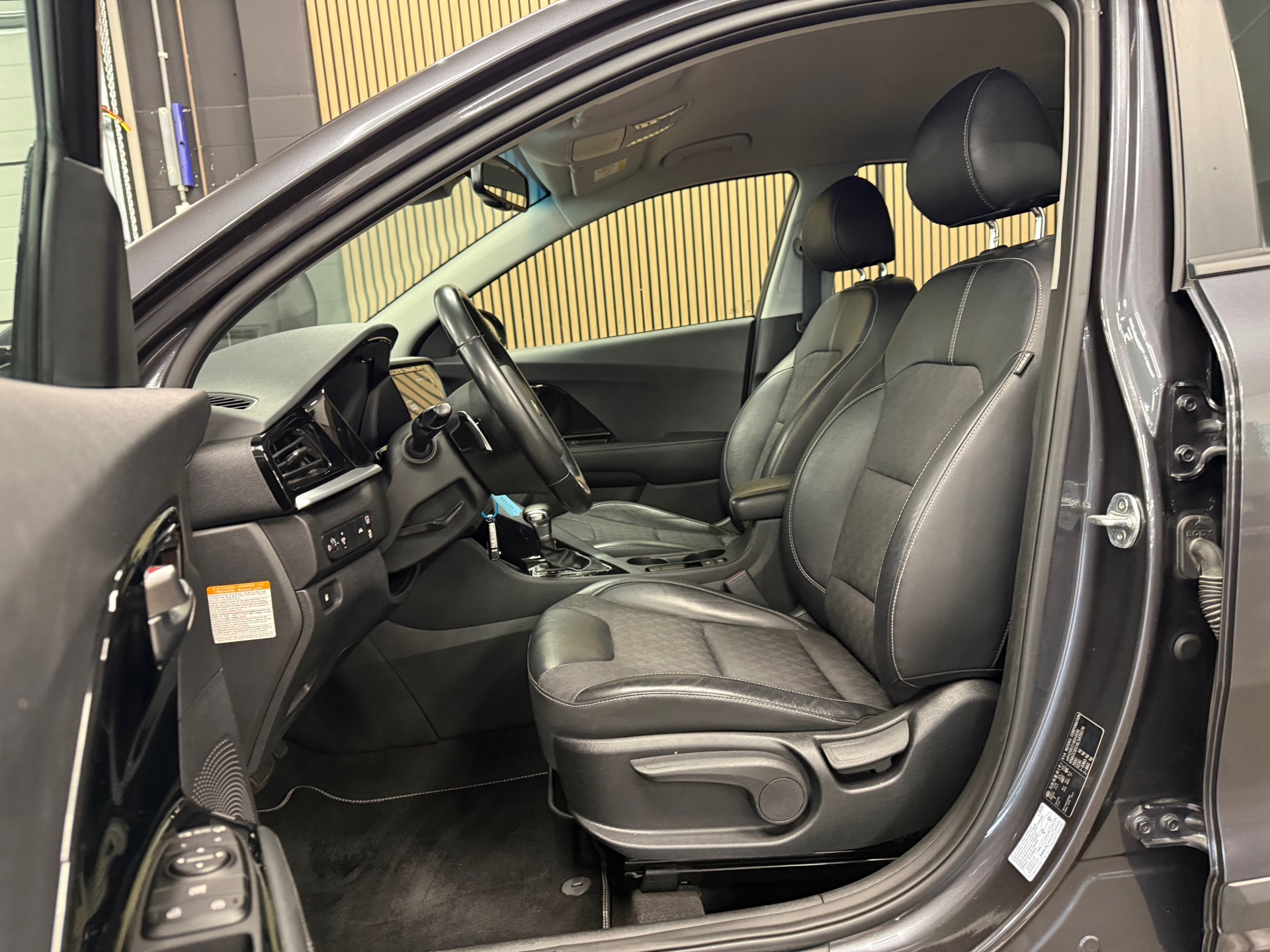 https://www.autokooy.nl//xml/images/57104670-11.JPG