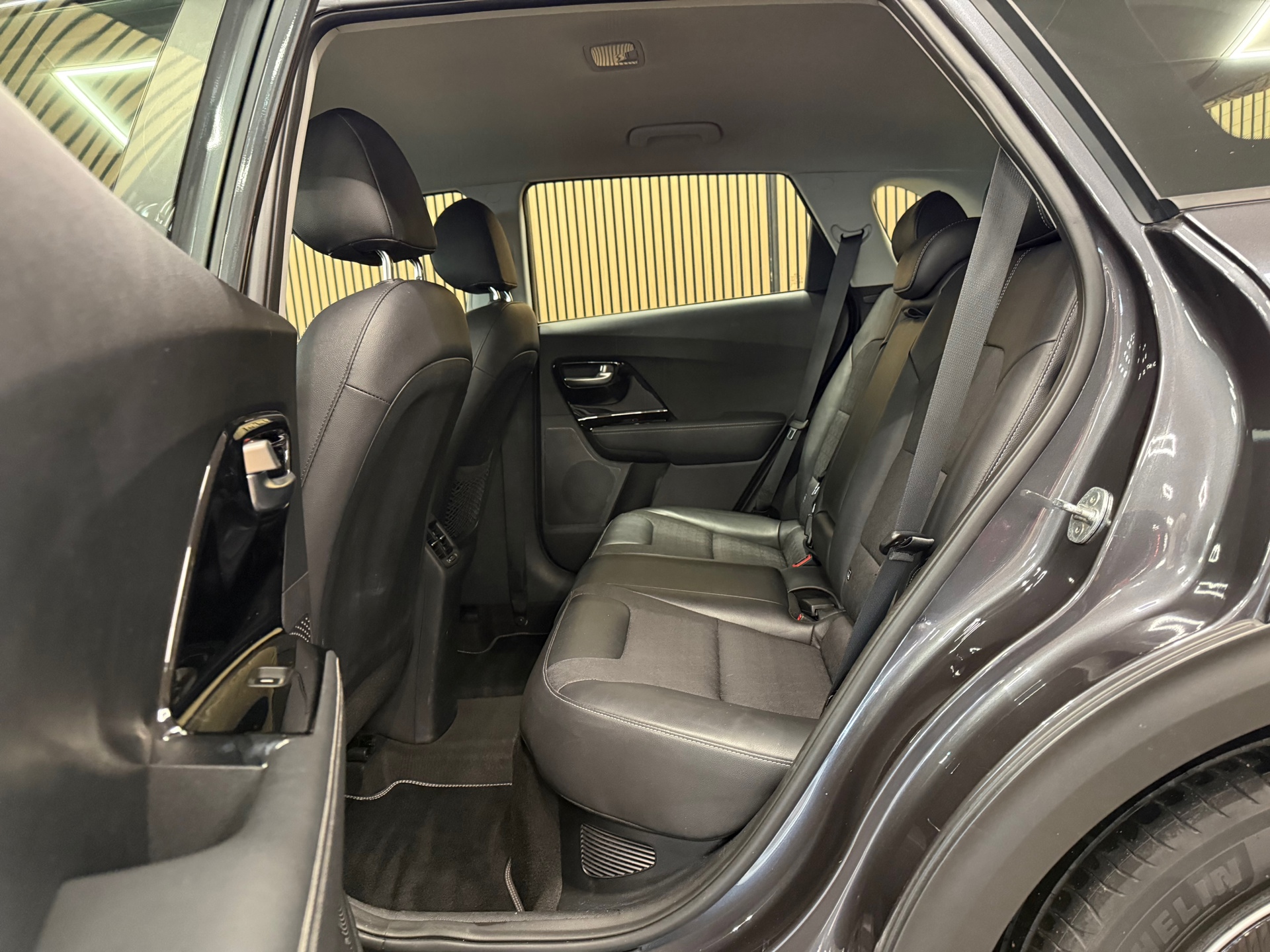 https://www.autokooy.nl//xml/images/57104670-22.JPG
