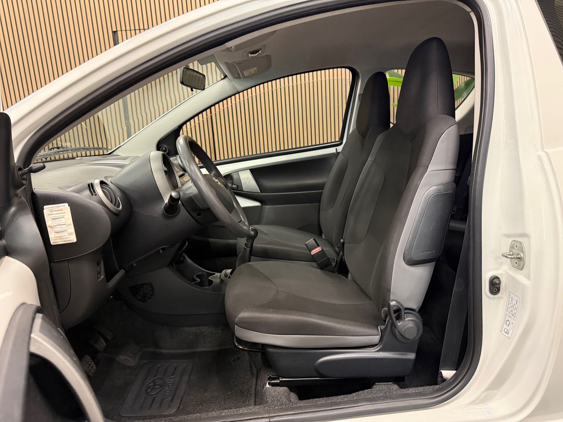 https://www.autokooy.nl//xml/images/57105496-10.JPG