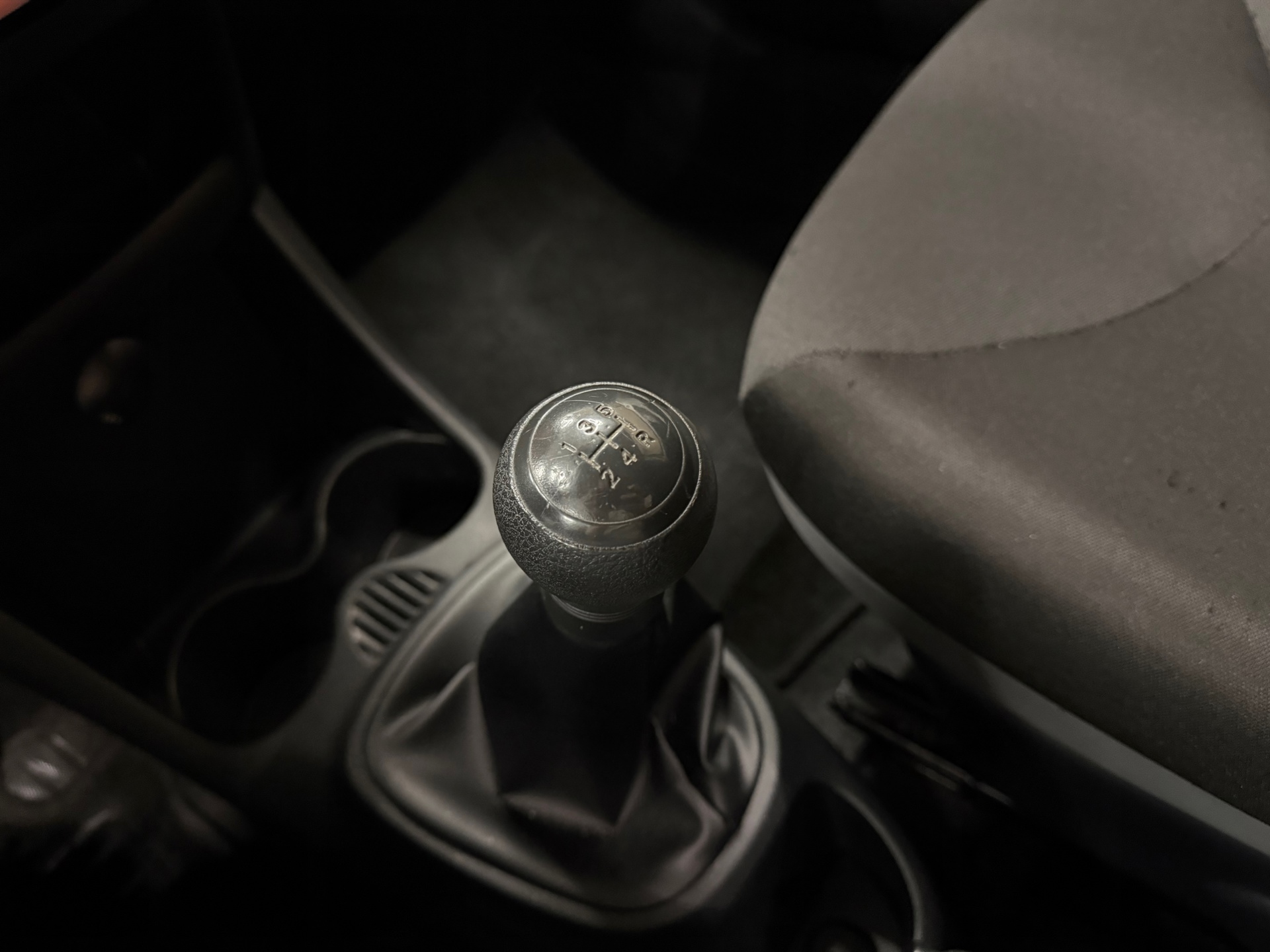 https://www.autokooy.nl//xml/images/57105496-18.JPG