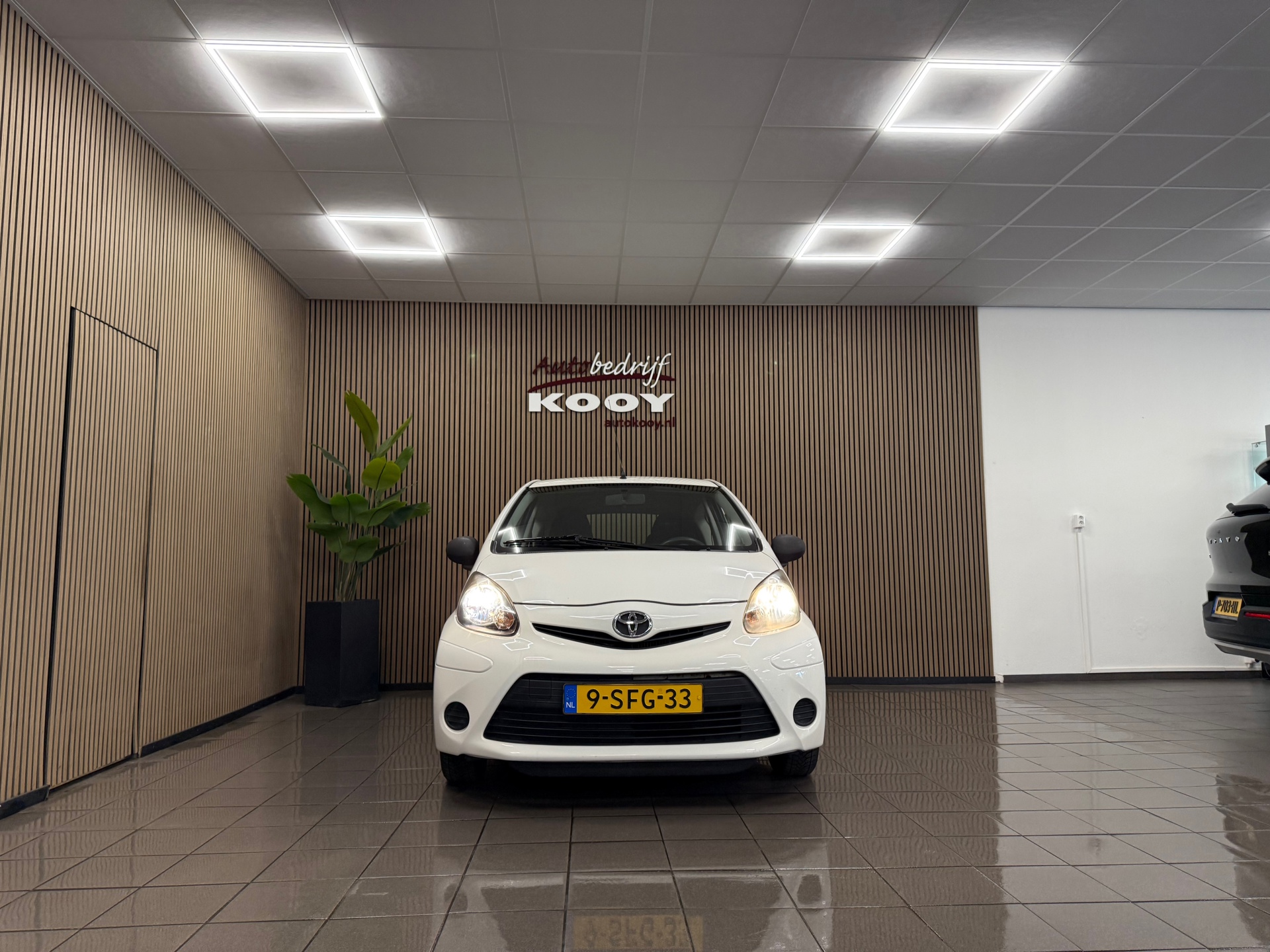 https://www.autokooy.nl//xml/images/57105496-7.JPG