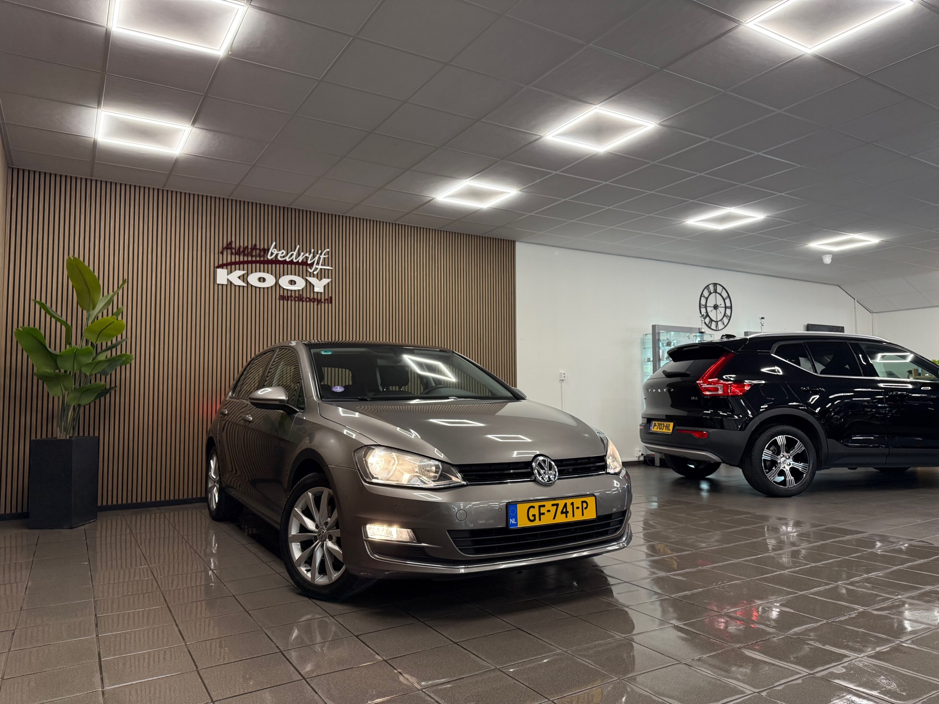 https://www.autokooy.nl//xml/images/57105606-7.JPG